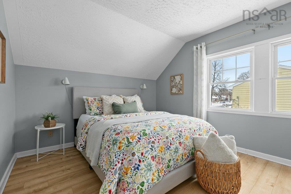 $519,900.00: 31 Guysborough Avenue, Dartmouth