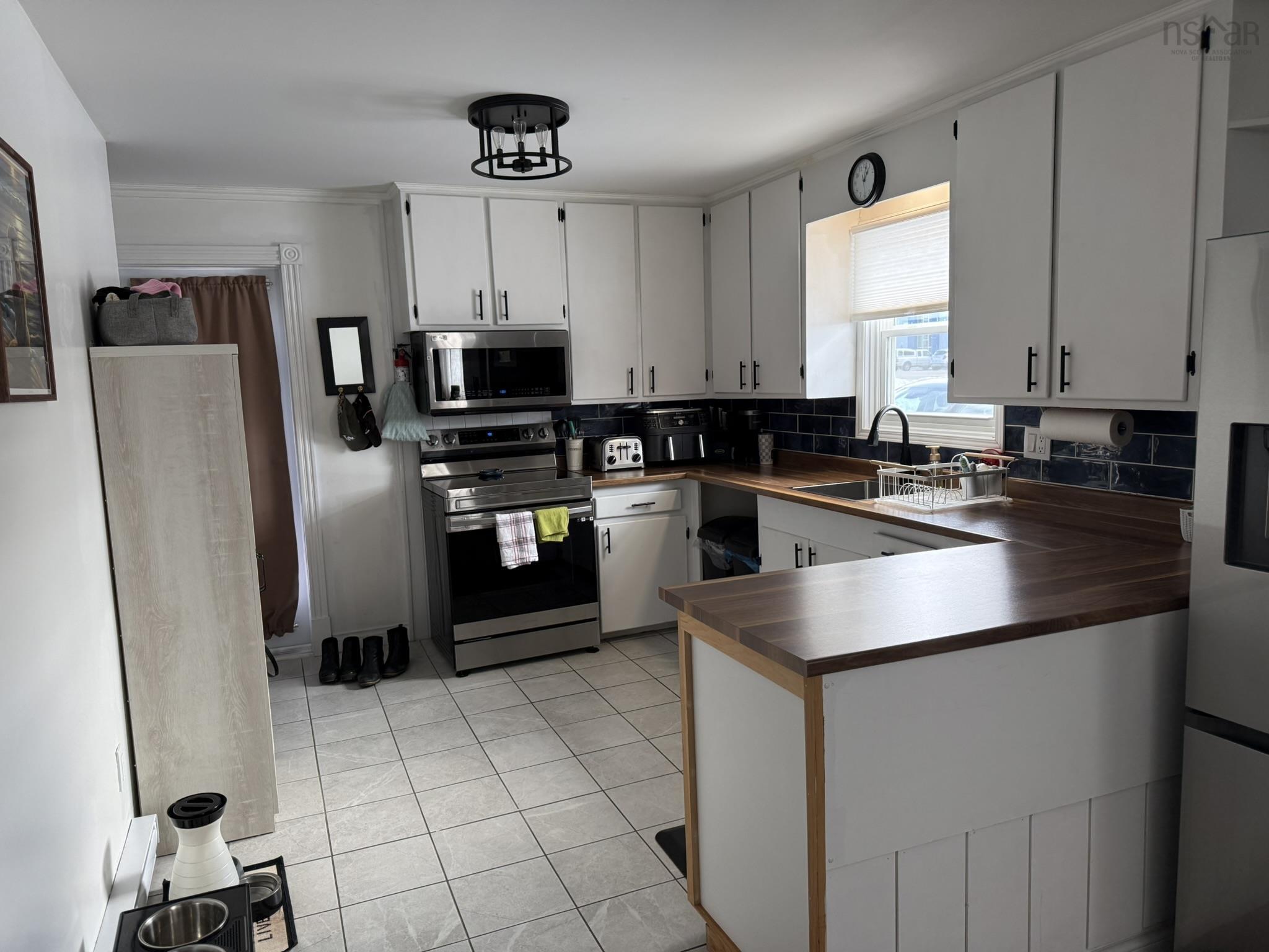 $295,000.00: 72 Hibernia Street, Yarmouth