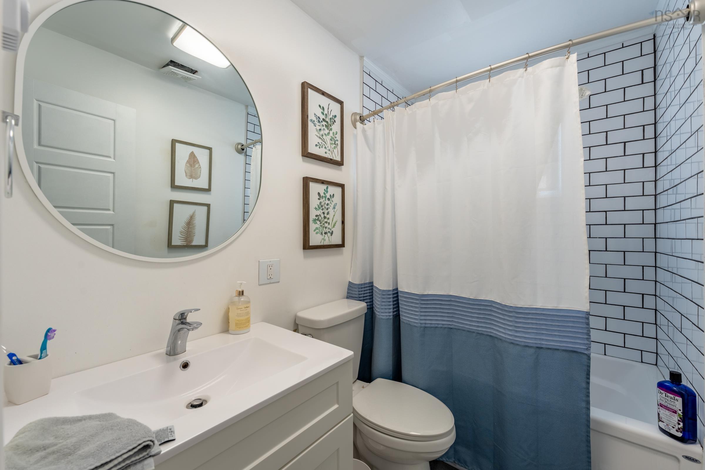 $295,000.00: 72 Hibernia Street, Yarmouth