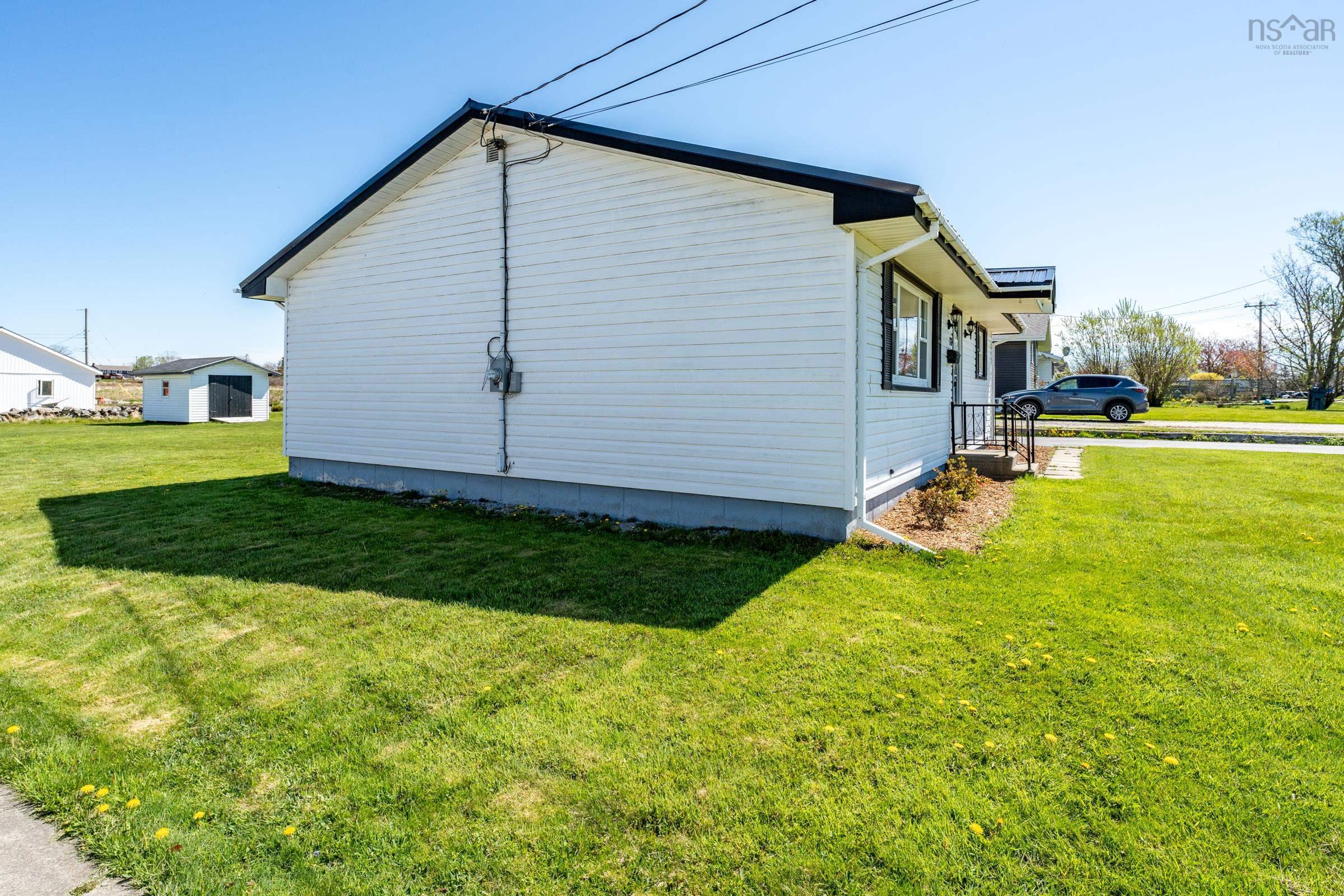 $295,000.00: 72 Hibernia Street, Yarmouth