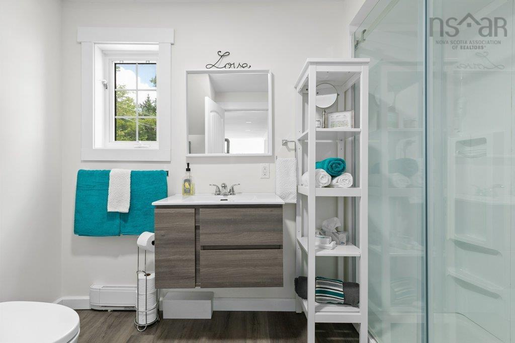 $1,350,000.00: 170 & 166 Laura