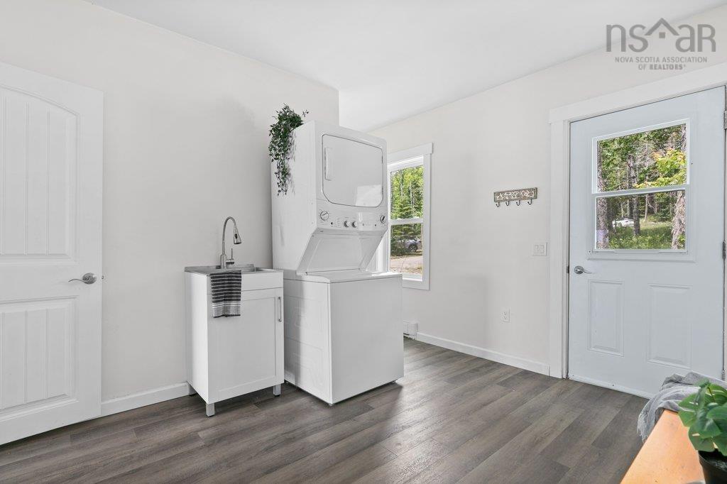 $1,350,000.00: 170 & 166 Laura