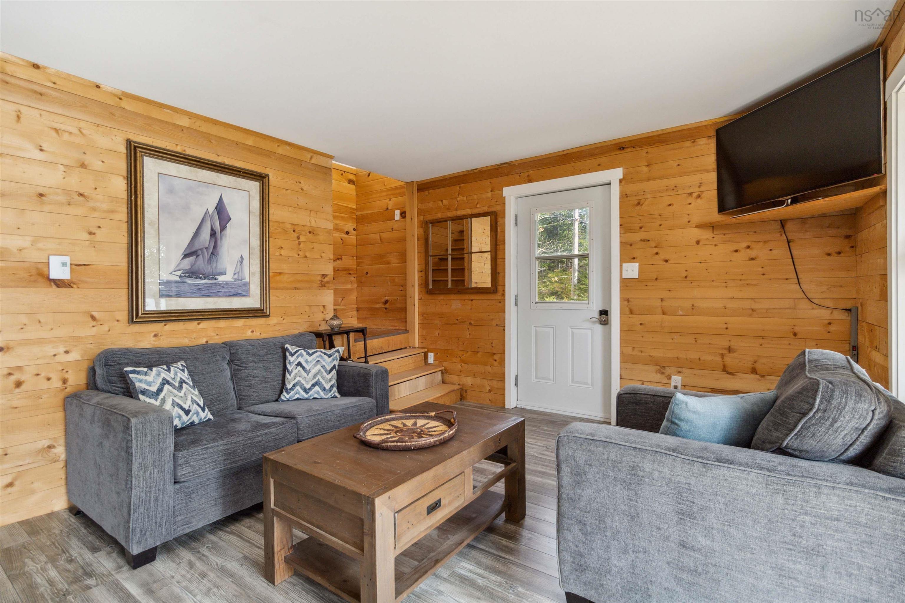 $1,350,000.00: 170 & 166 Laura