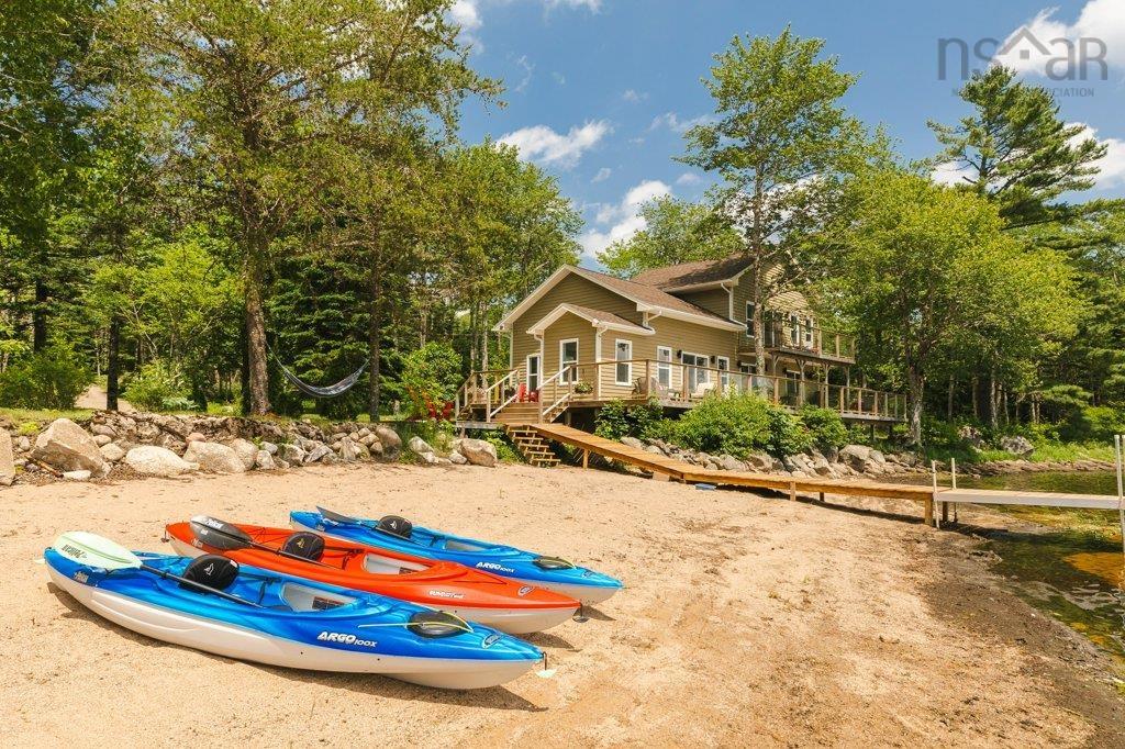 $1,350,000.00: 170 & 166 Laura