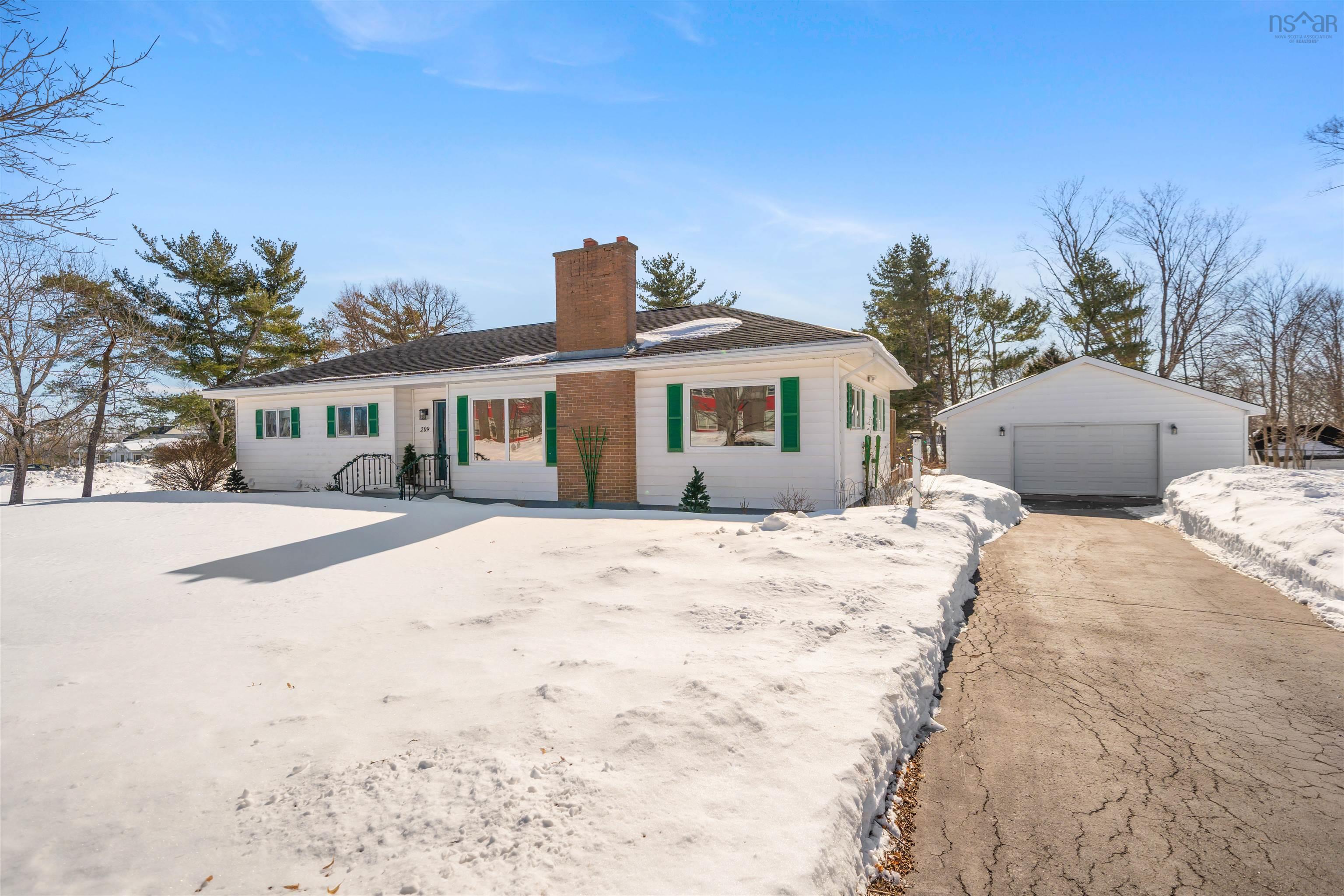 $449,000.00: 209 Louise Street, Pictou