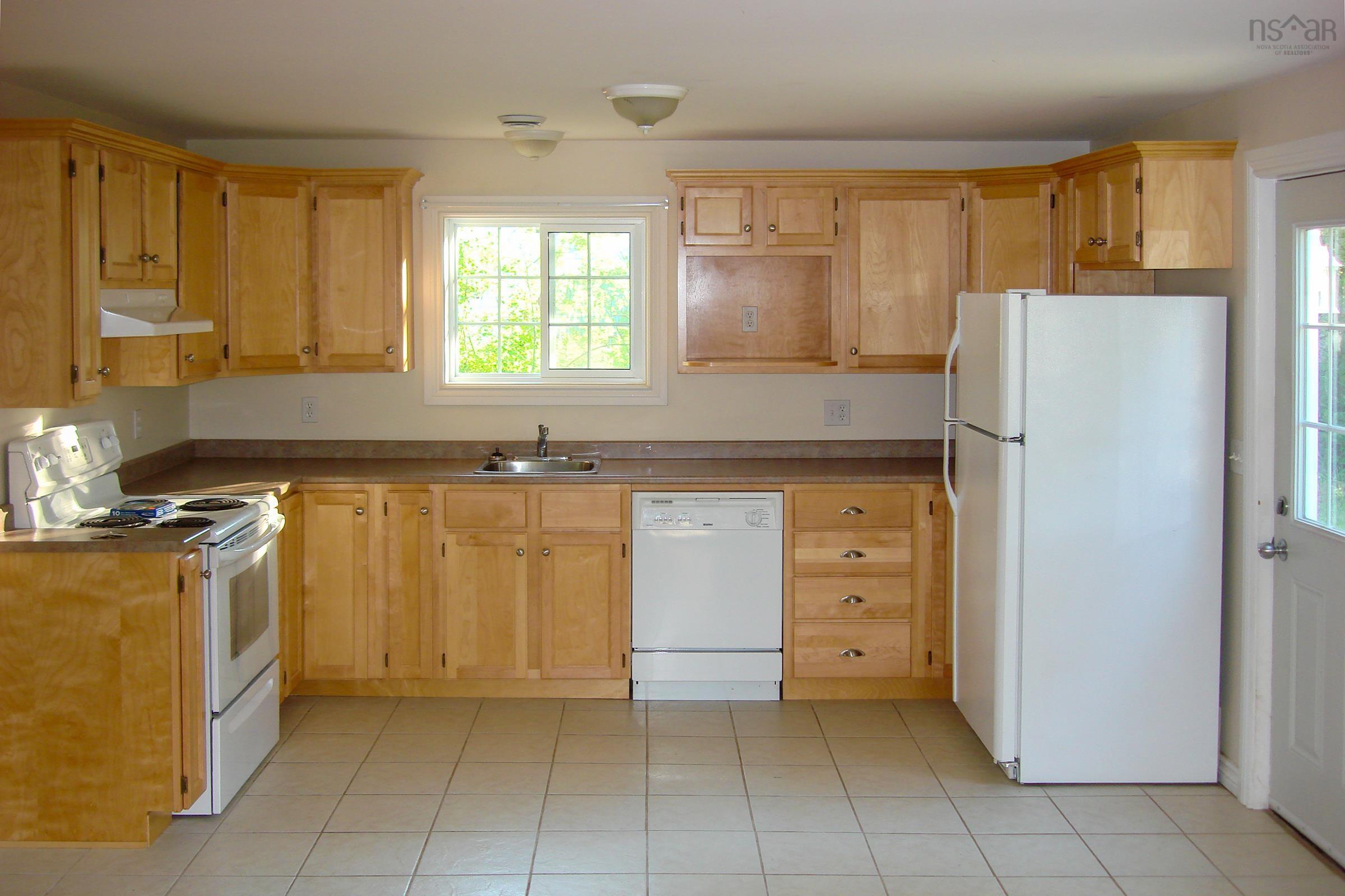 $325,000.00: 499 Main Street, Middleton