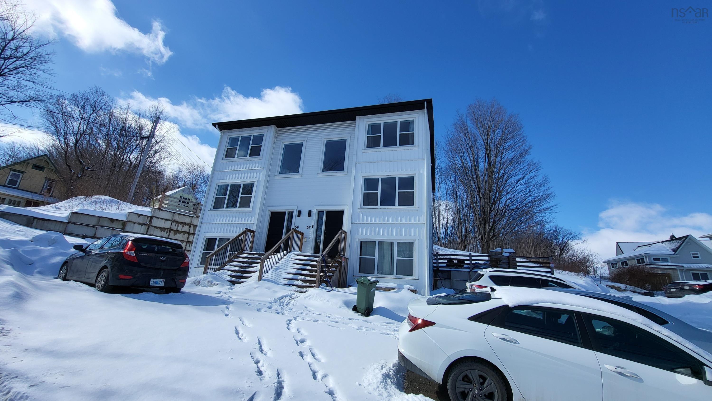 $950,000.00: 52 & 54 Gaspereau Avenue, Wolfville