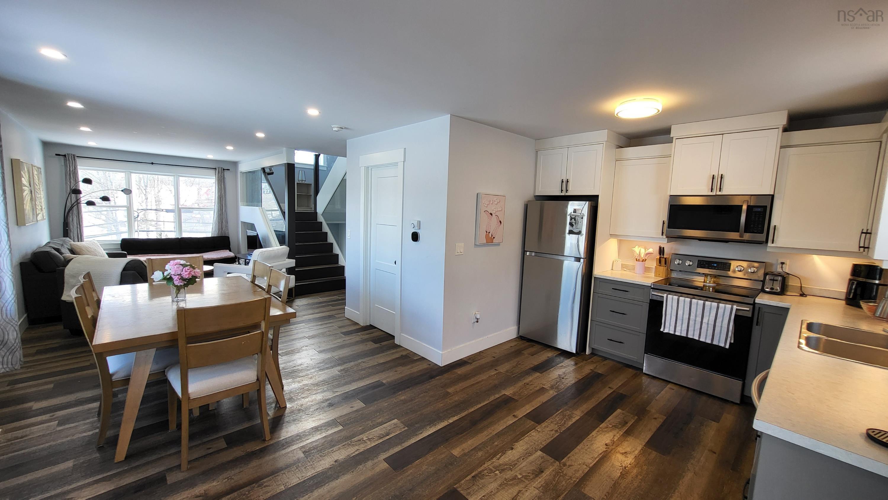 $950,000.00: 52 & 54 Gaspereau Avenue, Wolfville