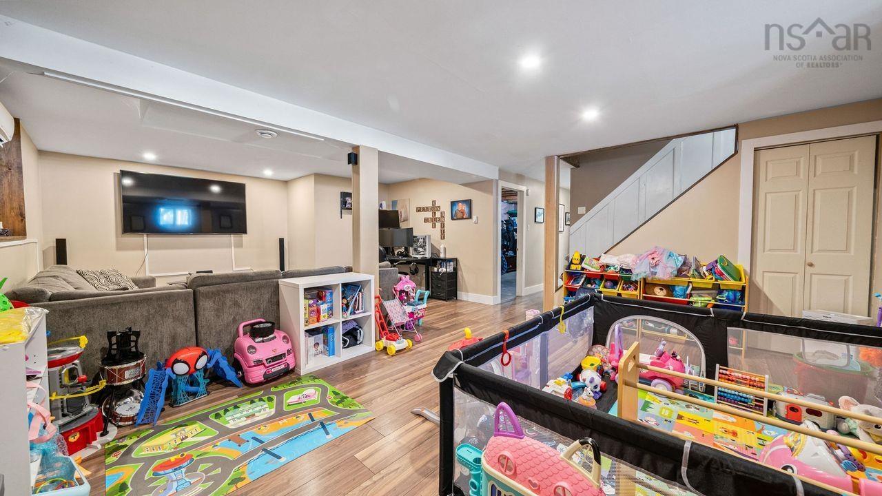 27 Earl Court, Porters Lake, NS (MLS 202603926)