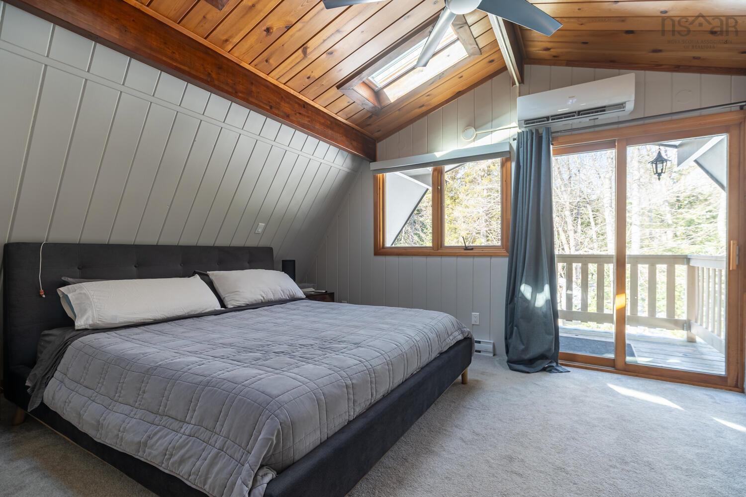 $649,900.00: 26 Anthony Avenue, Fletchers Lake