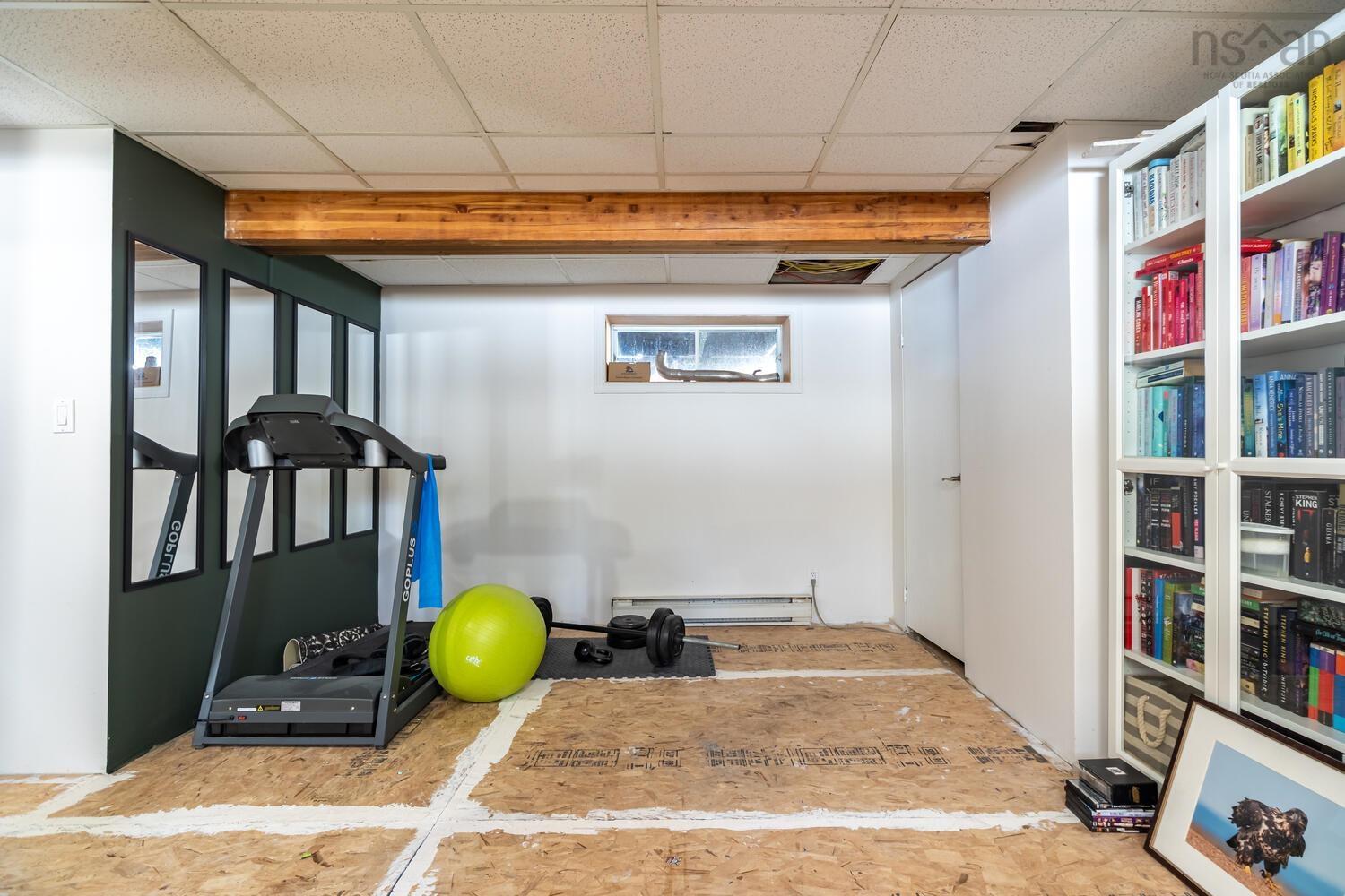 $649,900.00: 26 Anthony Avenue, Fletchers Lake