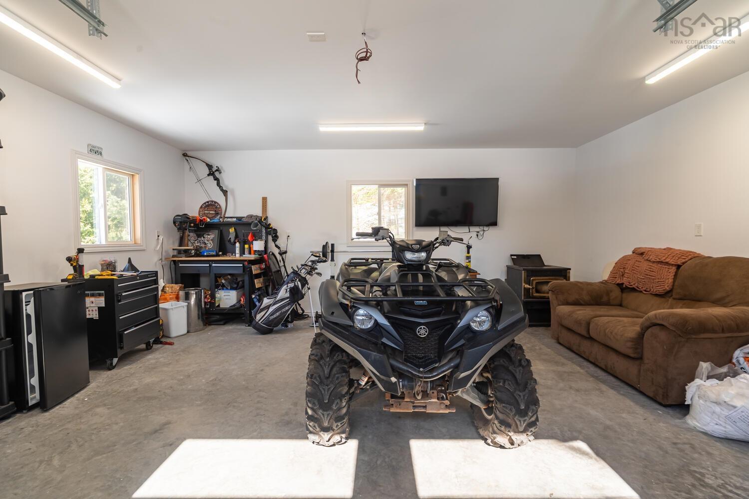 $649,900.00: 26 Anthony Avenue, Fletchers Lake