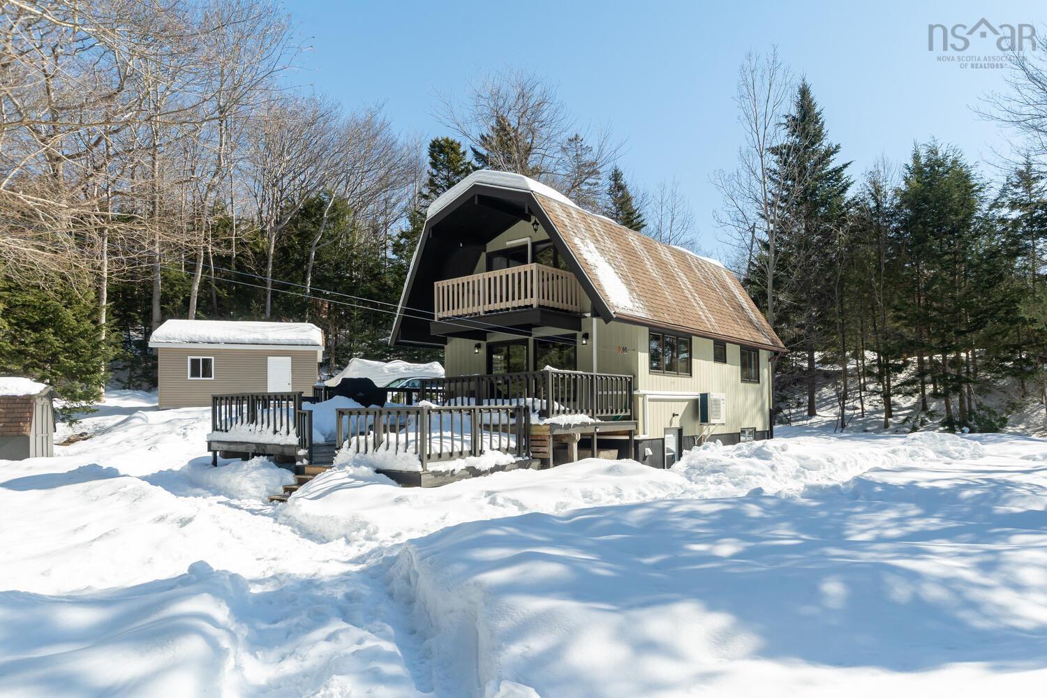 $649,900.00: 26 Anthony Avenue, Fletchers Lake