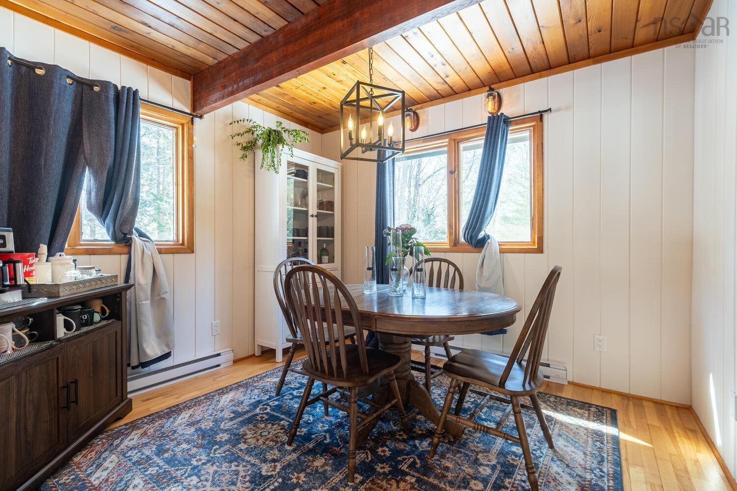 $649,900.00: 26 Anthony Avenue, Fletchers Lake