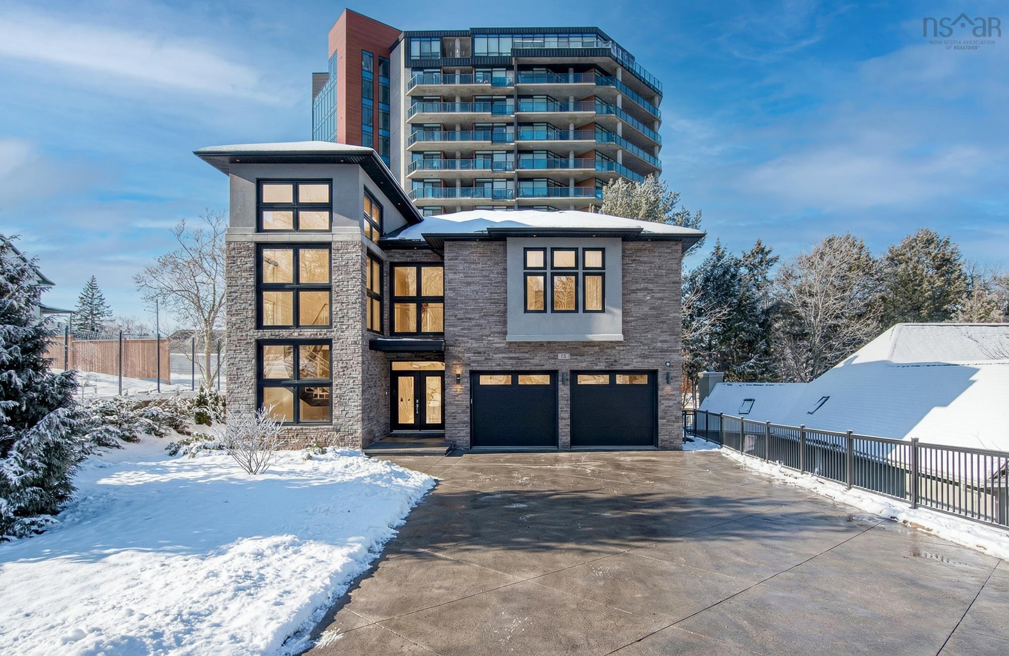 14 Pinehaven Drive, Halifax, NS (MLS® 202603942)