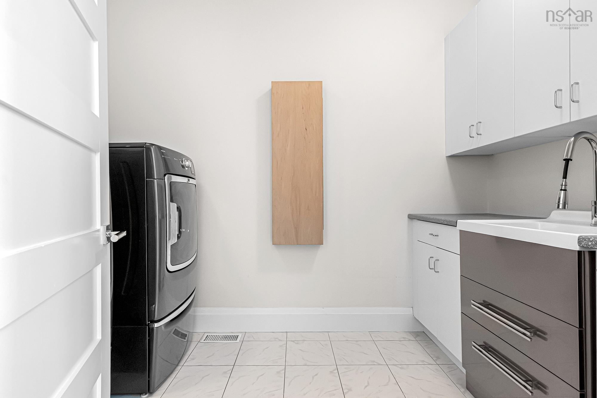 14 Pinehaven Drive, Halifax, NS (MLS 202603942)