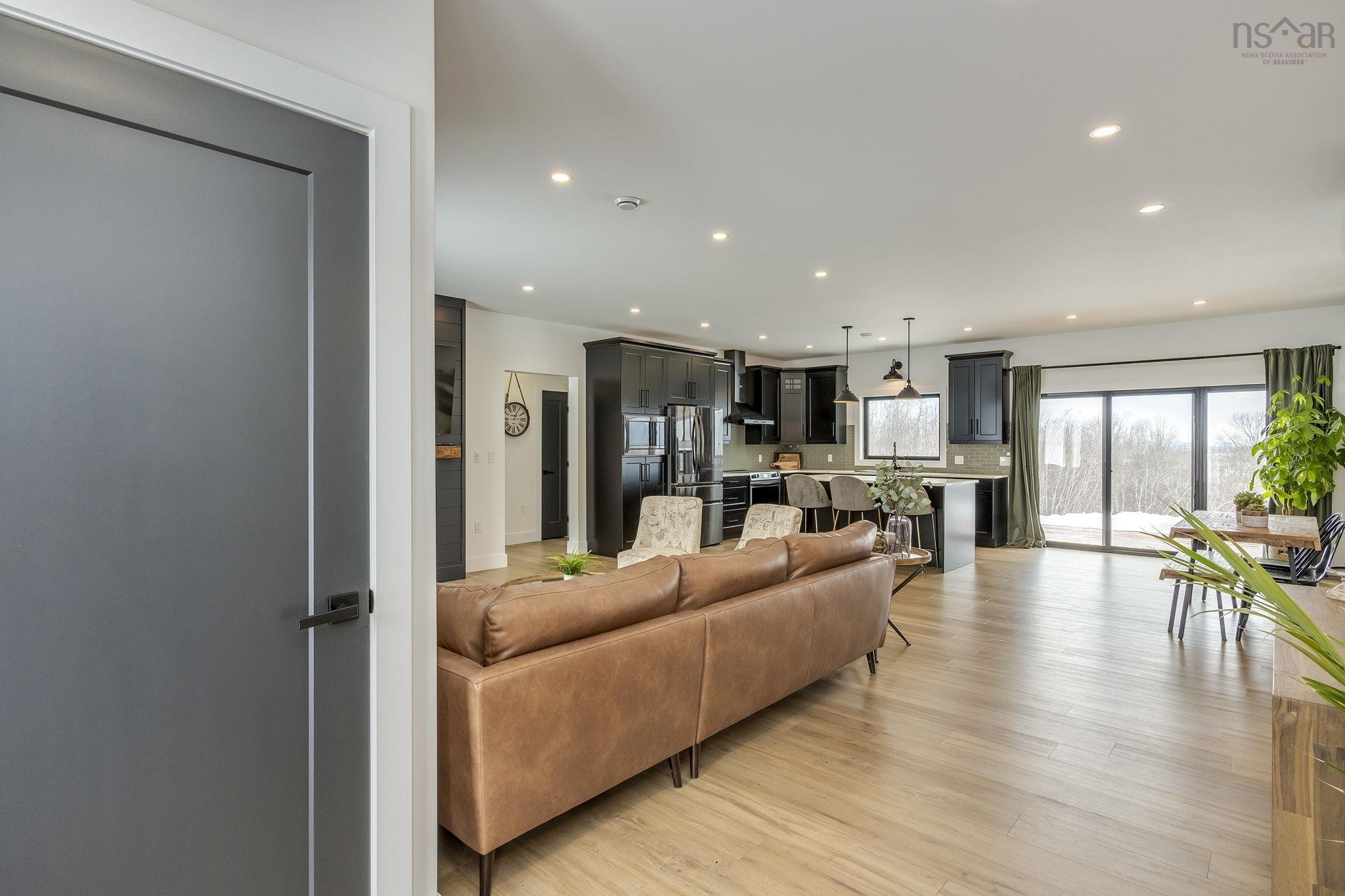 $649,900.00: 573 236 Highway, Scotch Village