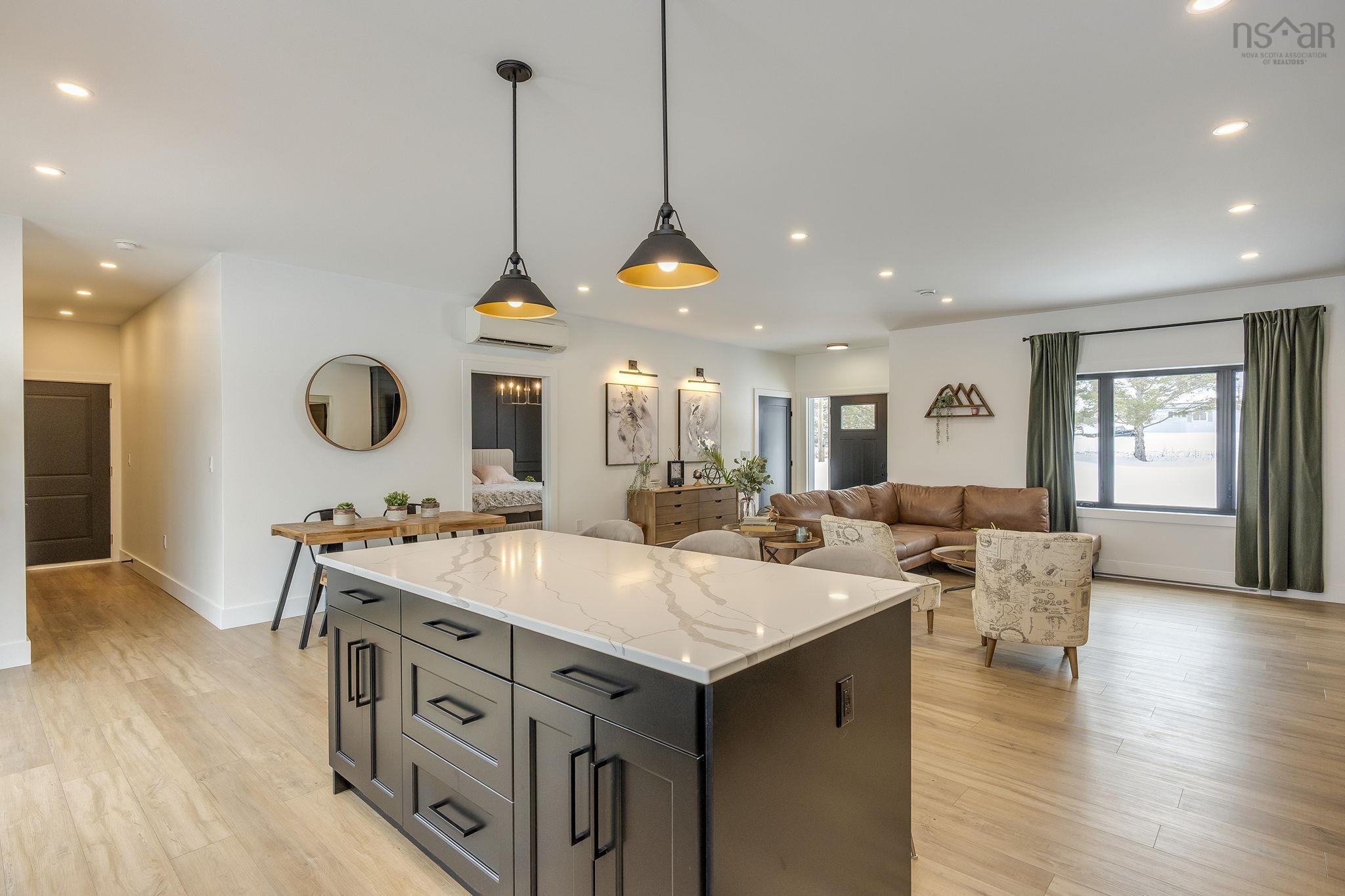 $649,900.00: 573 236 Highway, Scotch Village