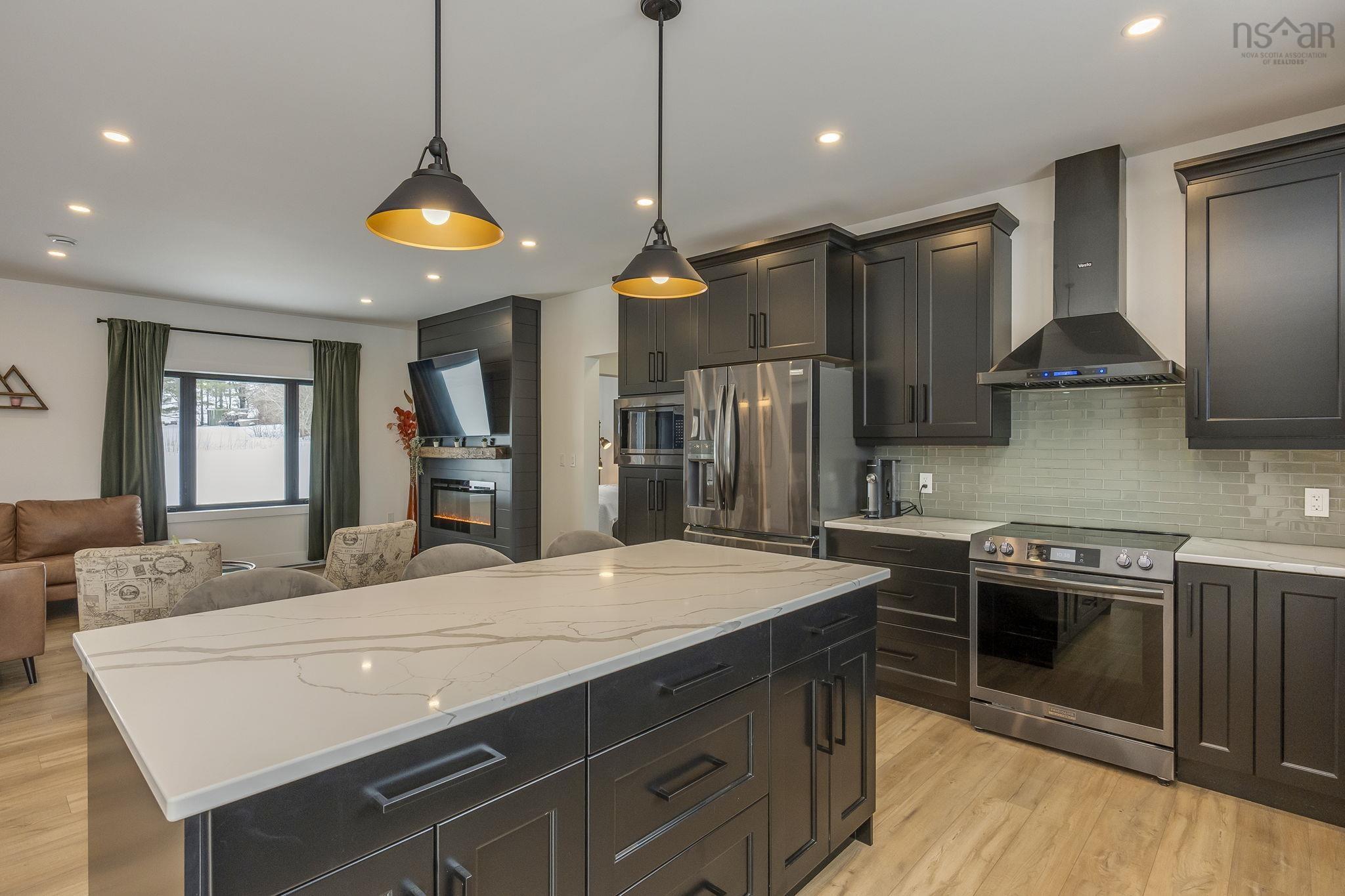 $649,900.00: 573 236 Highway, Scotch Village