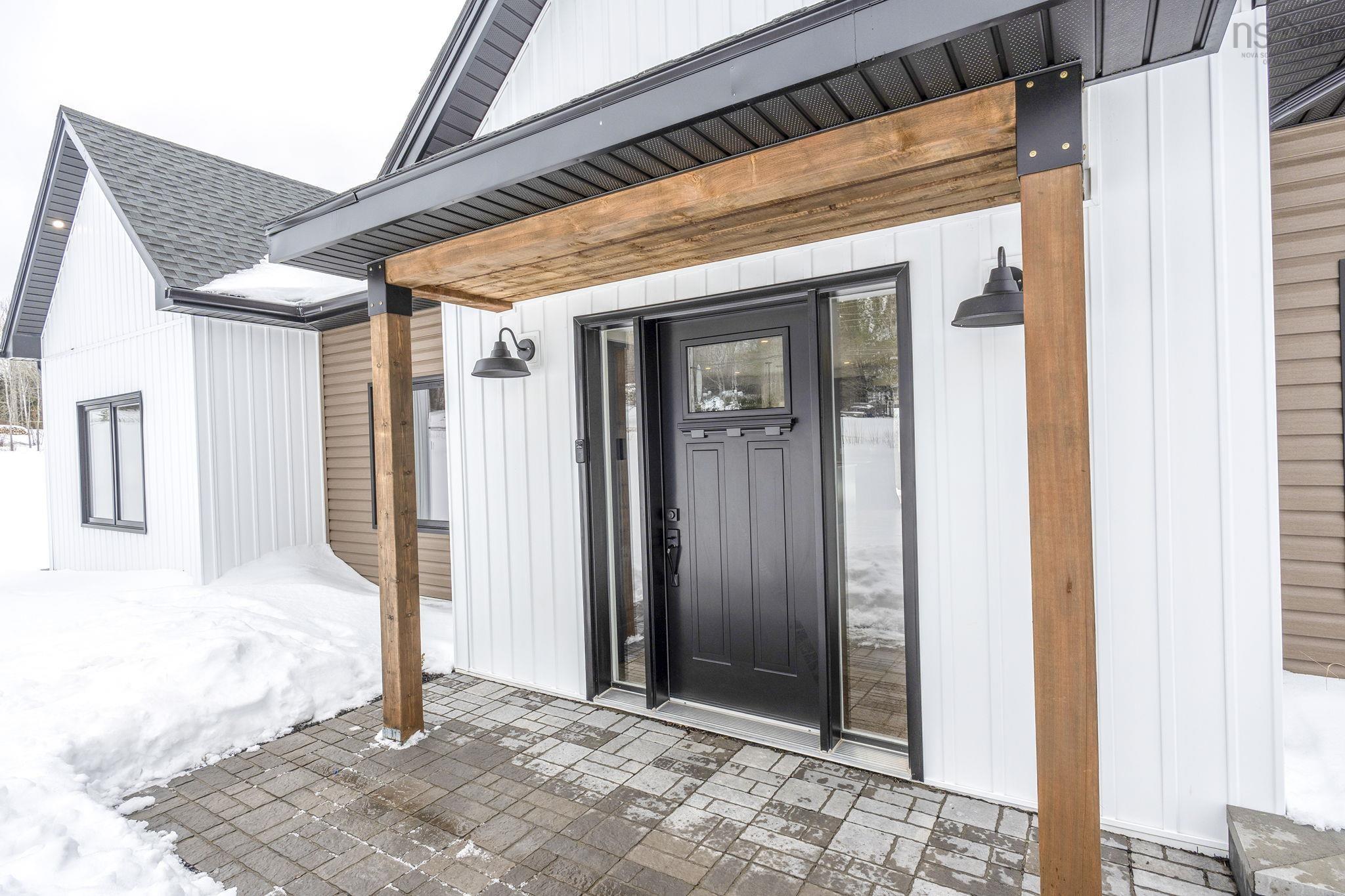 $649,900.00: 573 236 Highway, Scotch Village