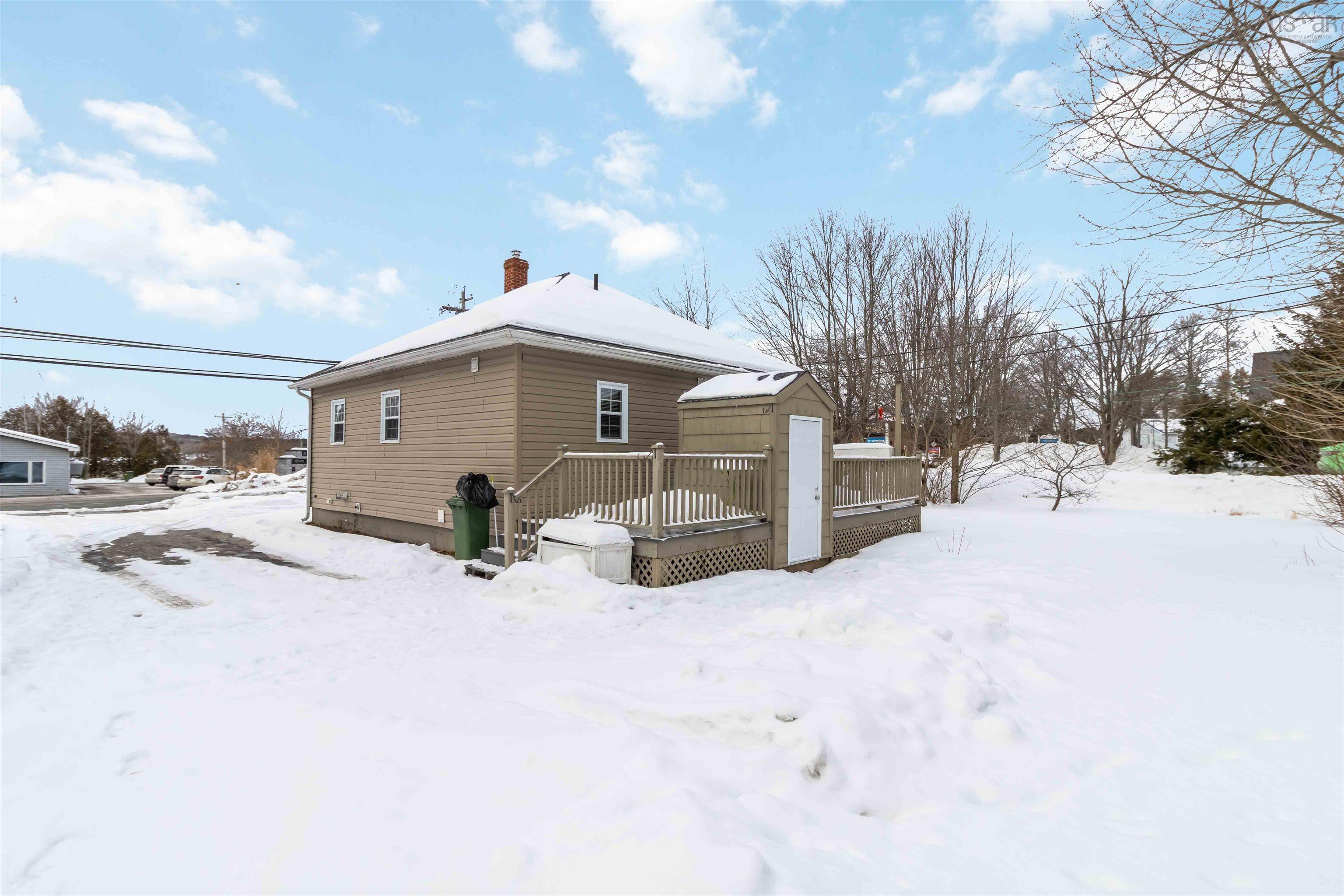 $325,000.00: 112 North Street, Bridgewater