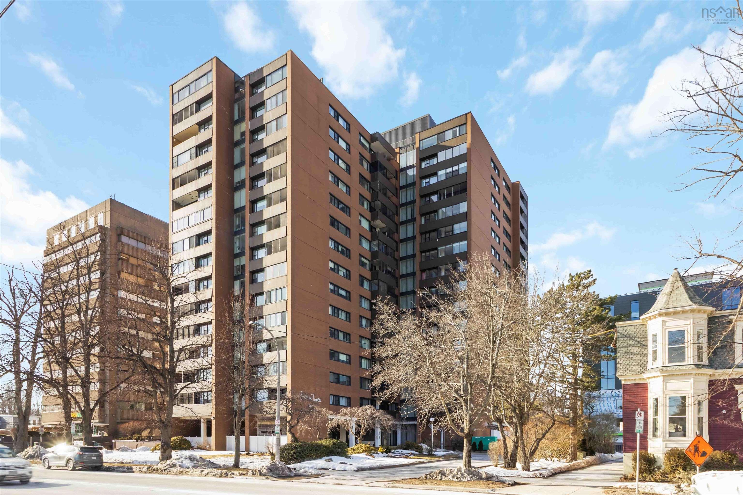 $309,000.00: 1601 5959 Spring Garden Road, Halifax