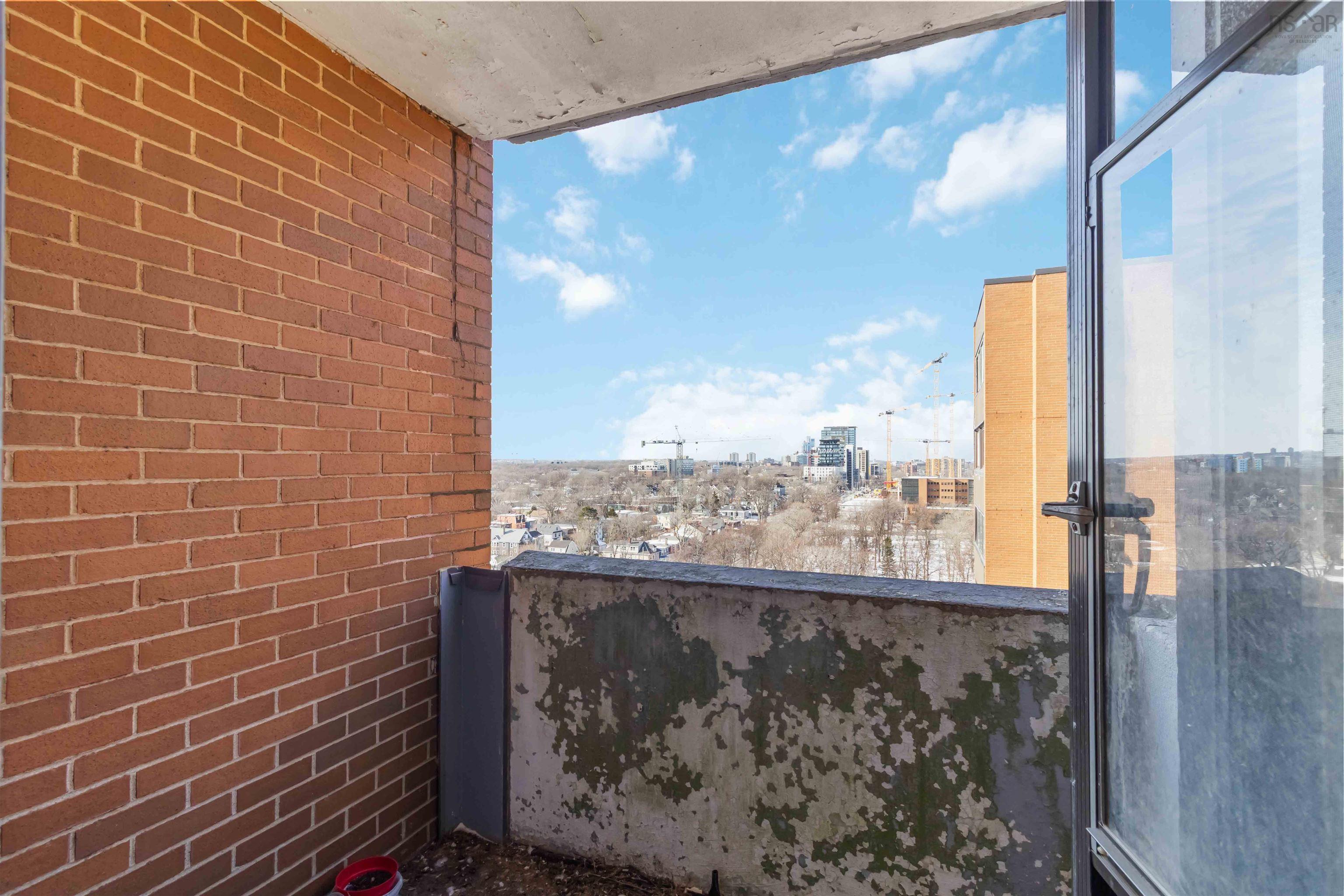 $309,000.00: 1601 5959 Spring Garden Road, Halifax