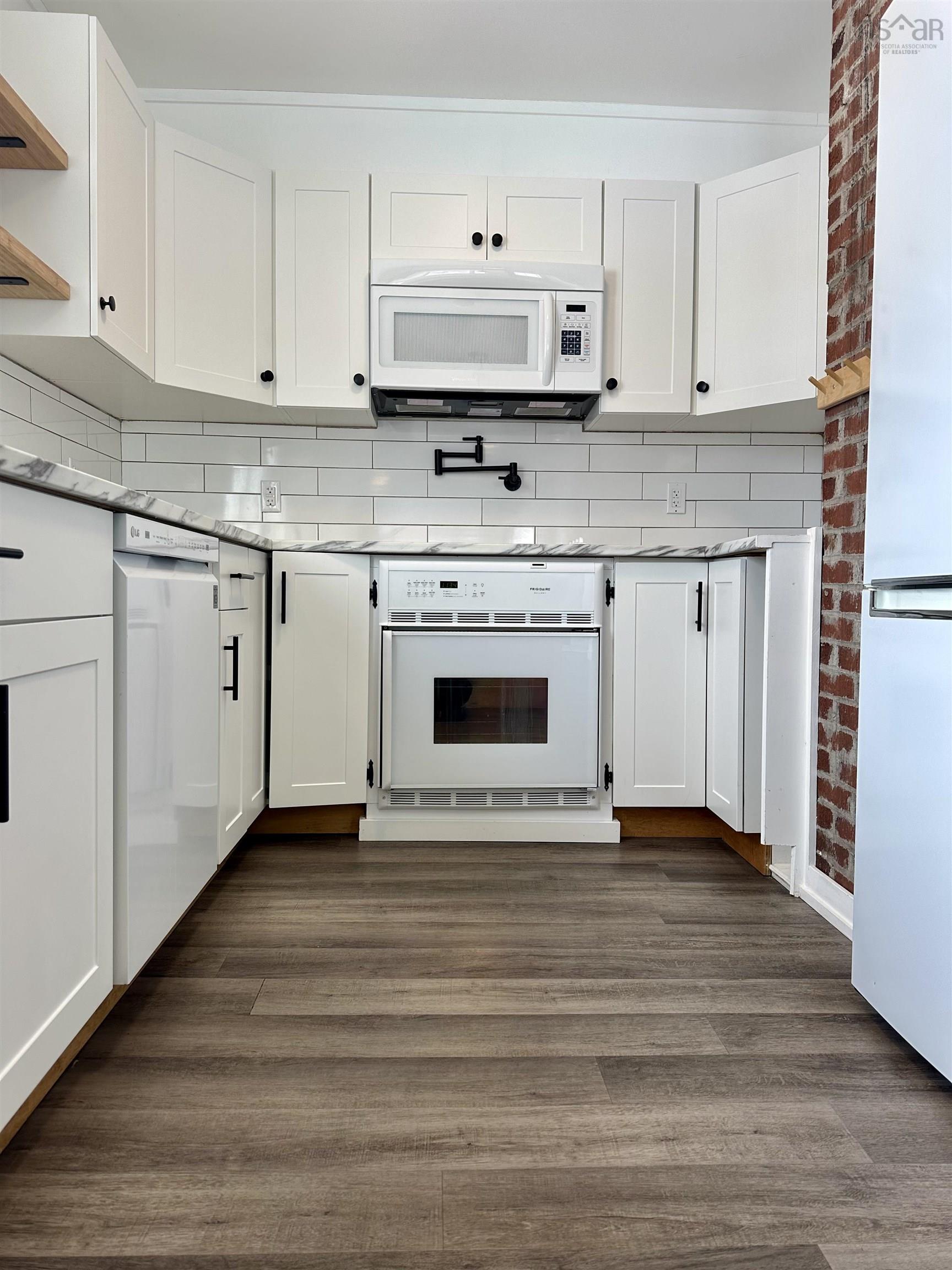 $249,900.00: 11 James Street, Glace Bay