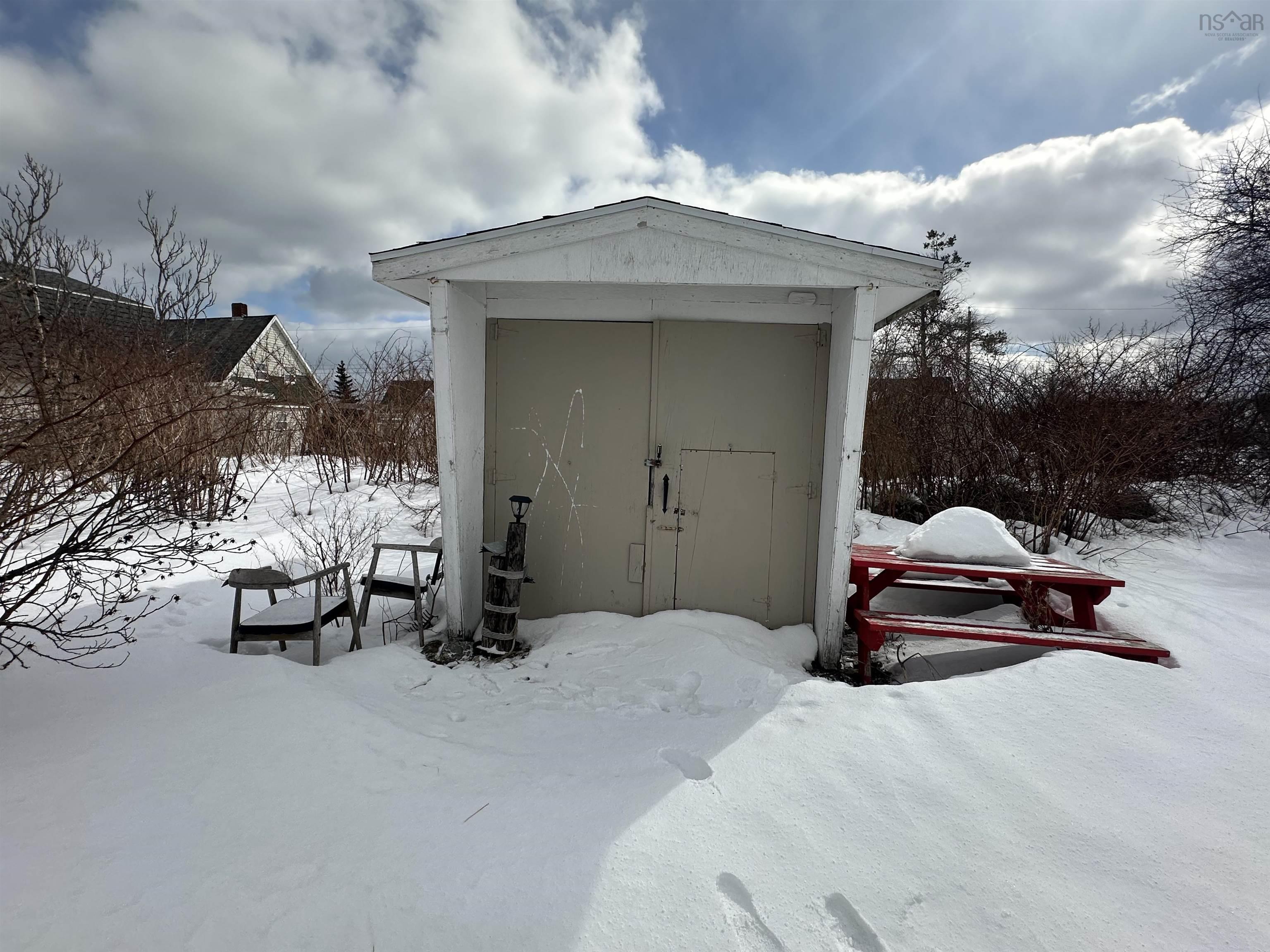 $249,900.00: 11 James Street, Glace Bay