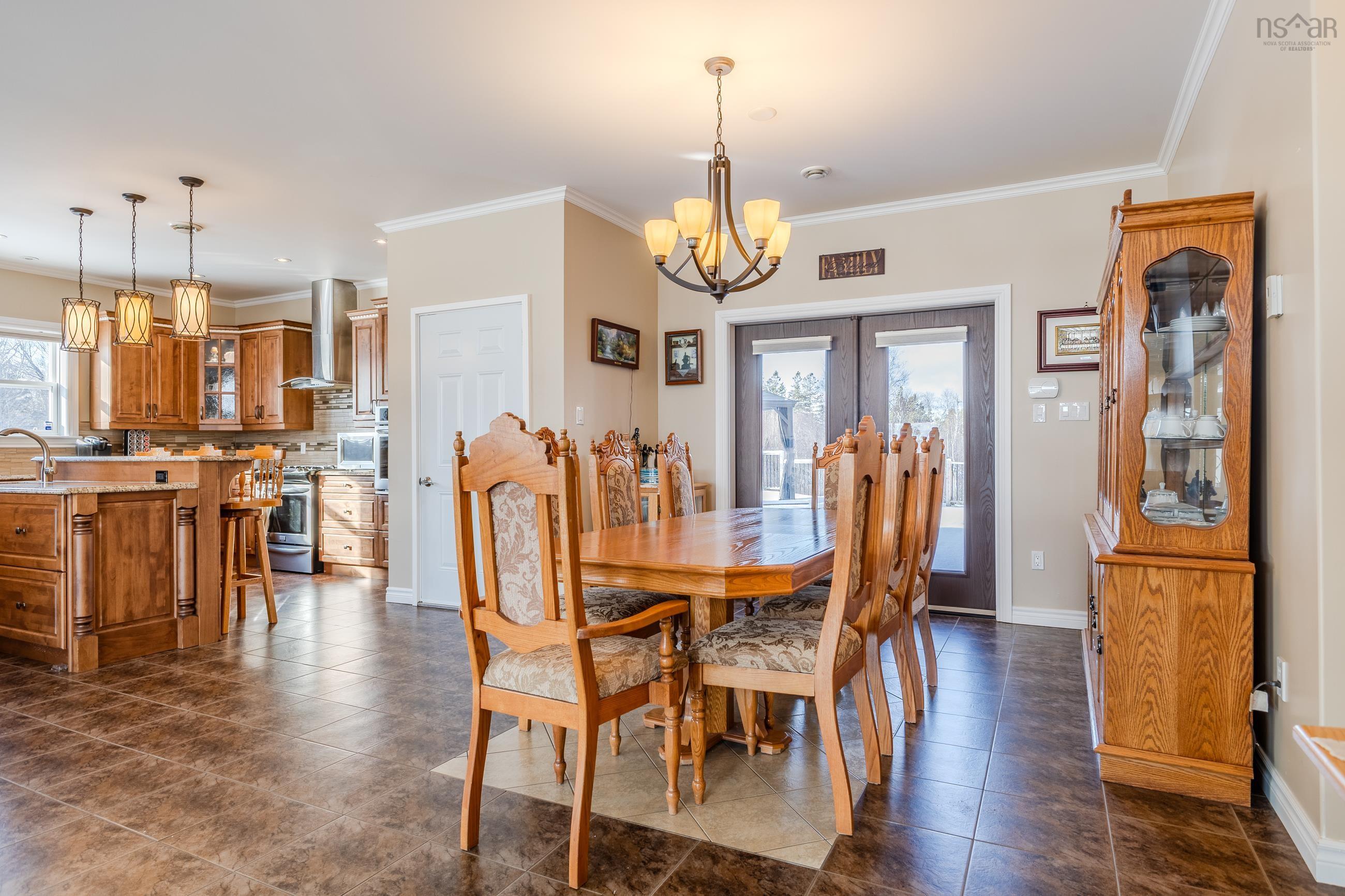 $1,125,000.00: 3419 Highway 358, Arlington