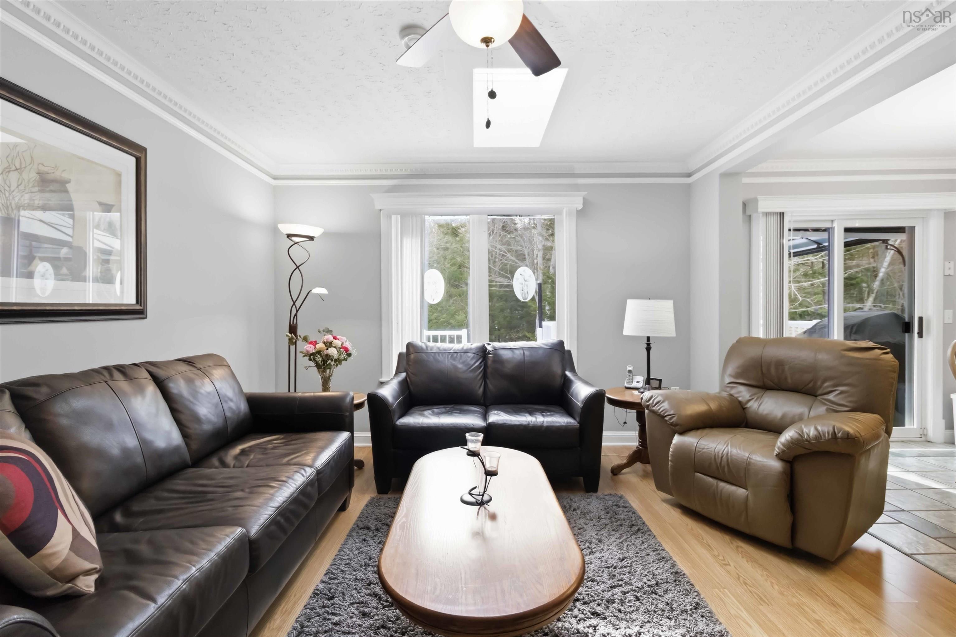 $764,900.00: 98 Portland Estates Blvd West Boulevard, Portland Hills