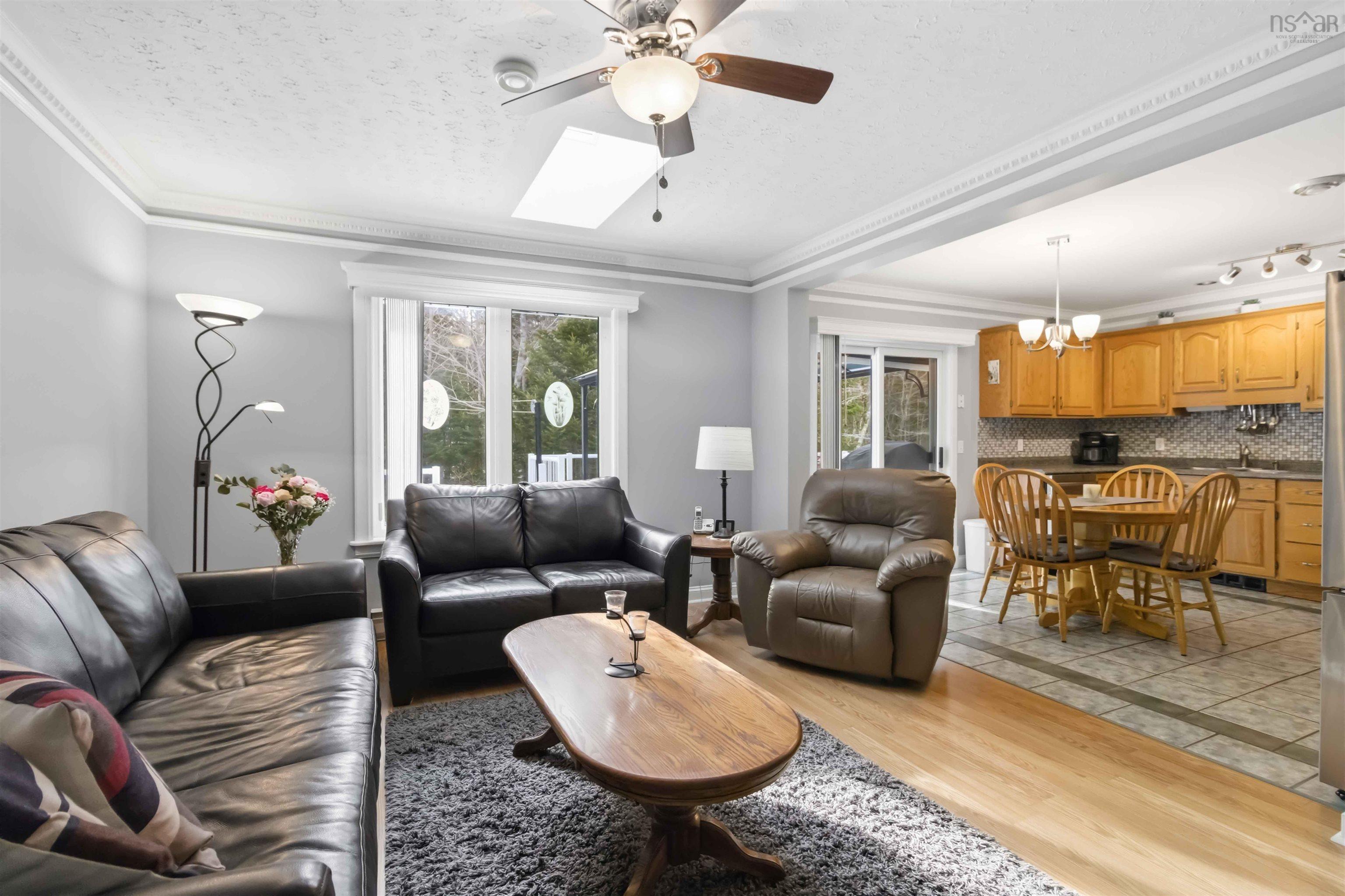 $764,900.00: 98 Portland Estates Blvd West Boulevard, Portland Hills