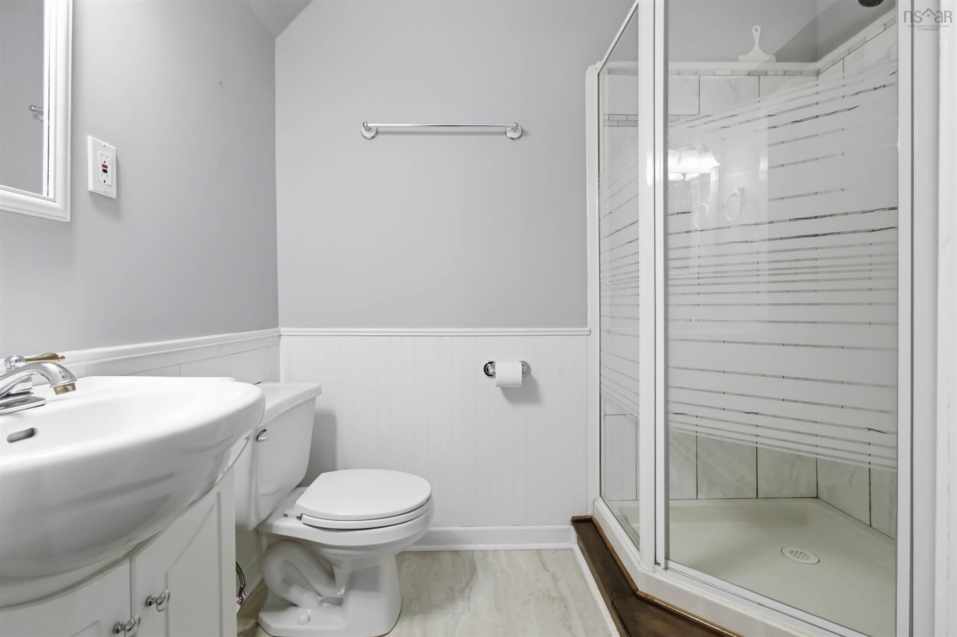 98 Portland Estates Blvd West Boulevard, Dartmouth, NS (MLS 202603967)