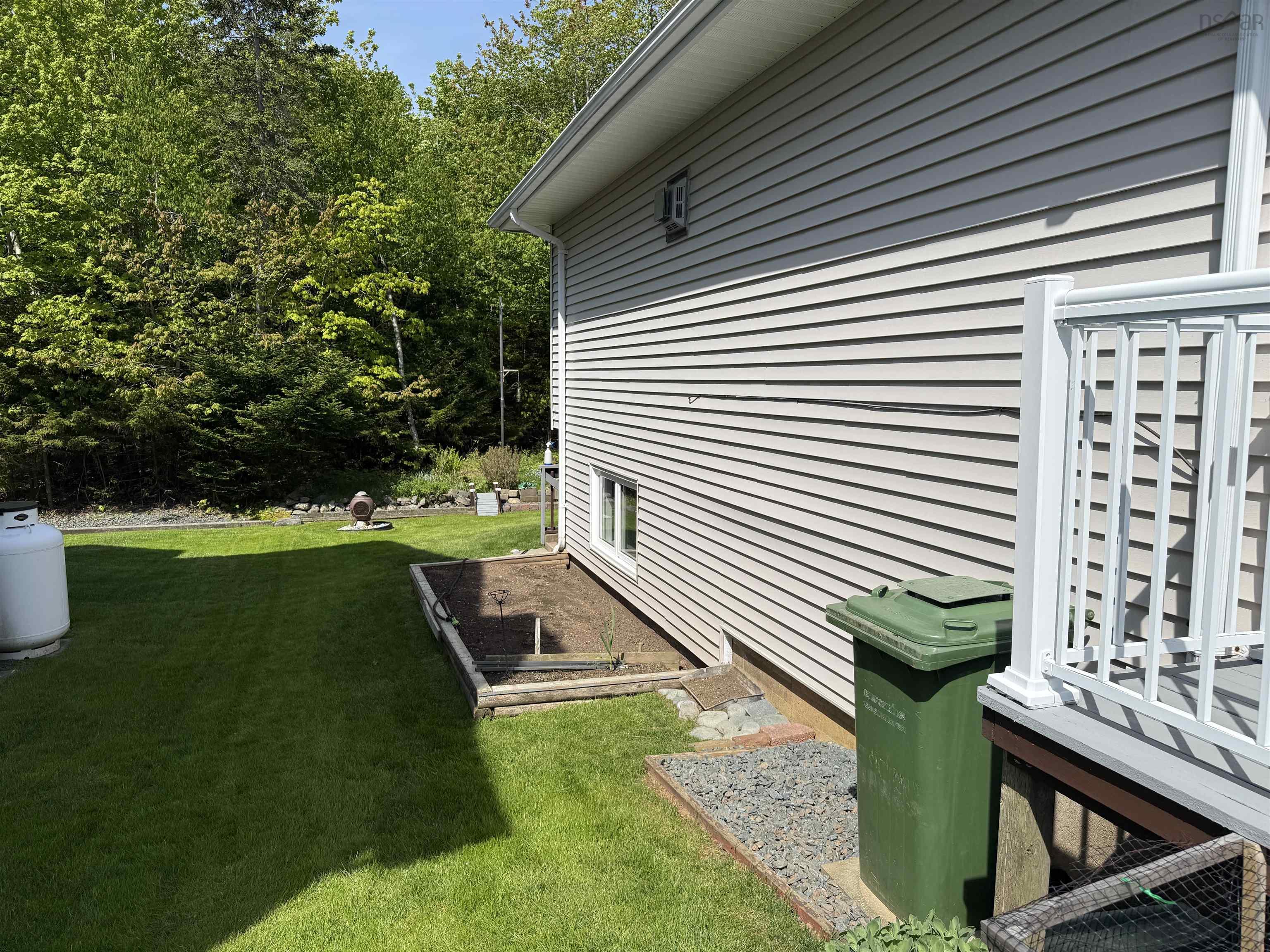 98 Portland Estates Blvd West Boulevard, Dartmouth, NS (MLS 202603967)