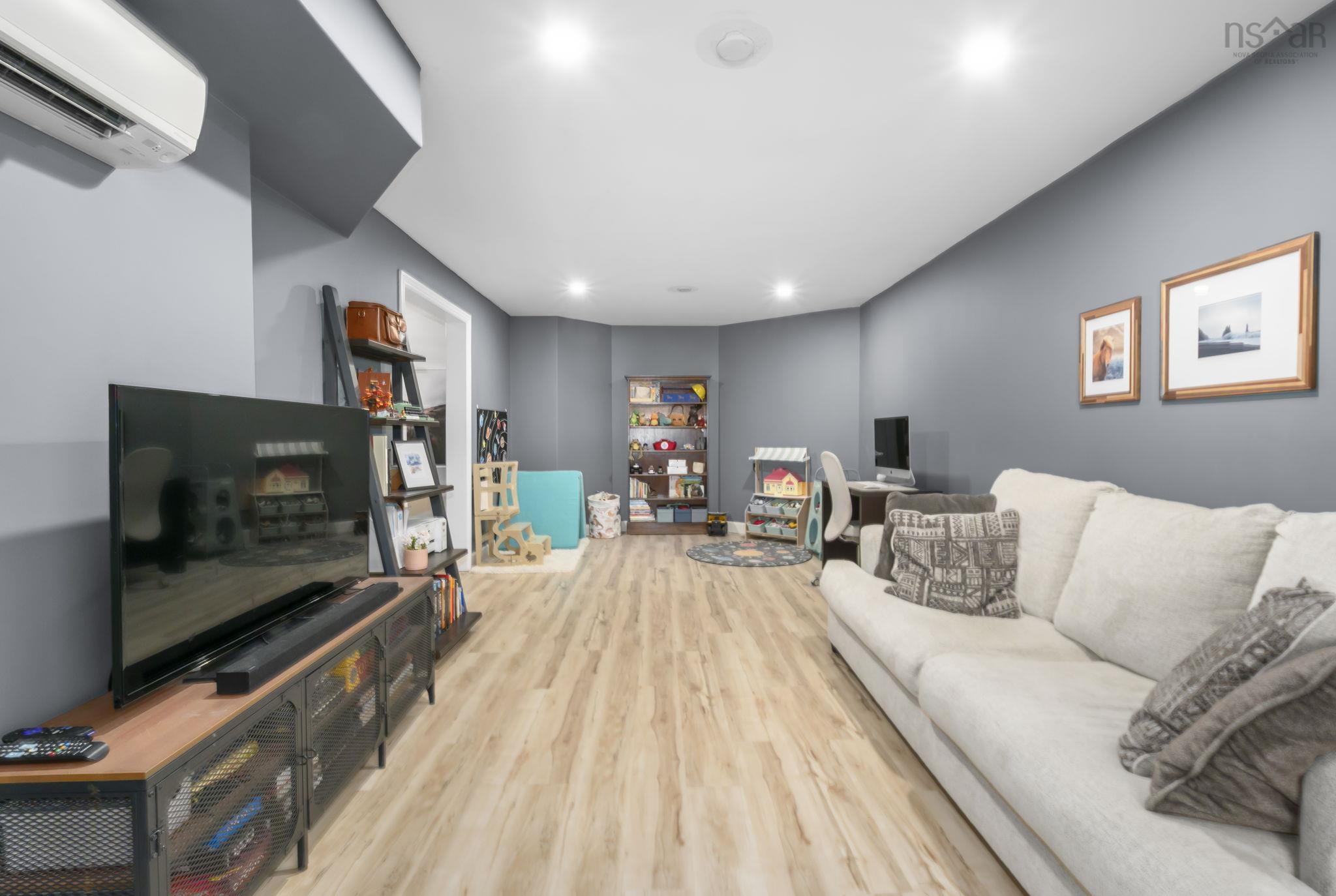 12 Walter Havill Drive, Halifax, NS (MLS 202603977)