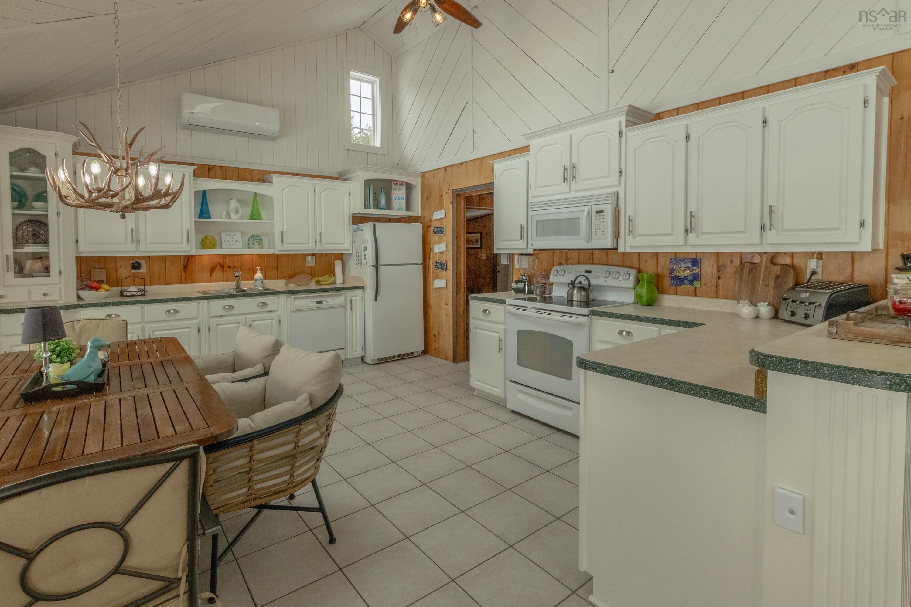 $449,900.00: 267 Victor Lake Estates Road, Church Point