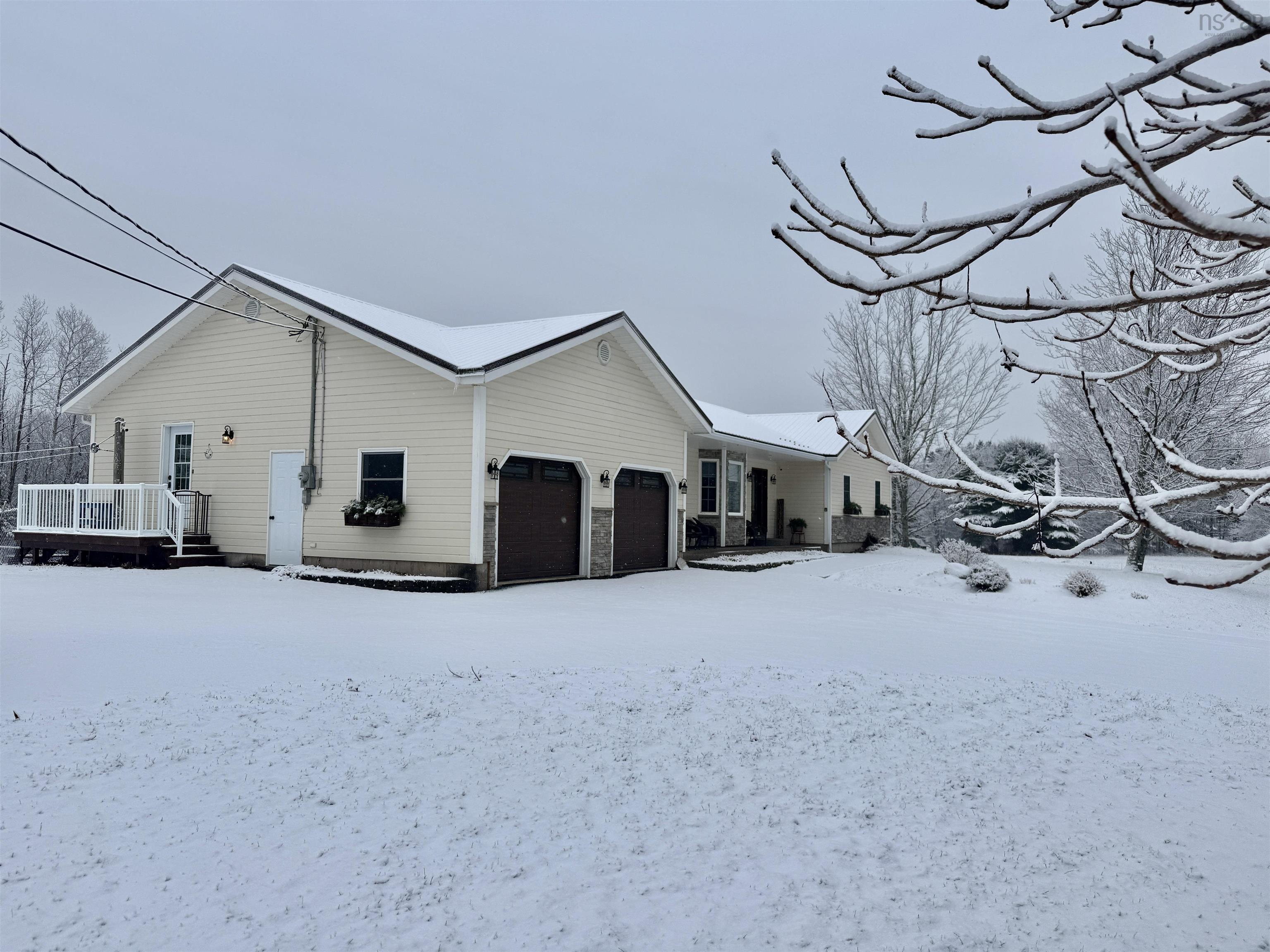 $785,000.00: 102 Harold Silver Road, Lower Northfield