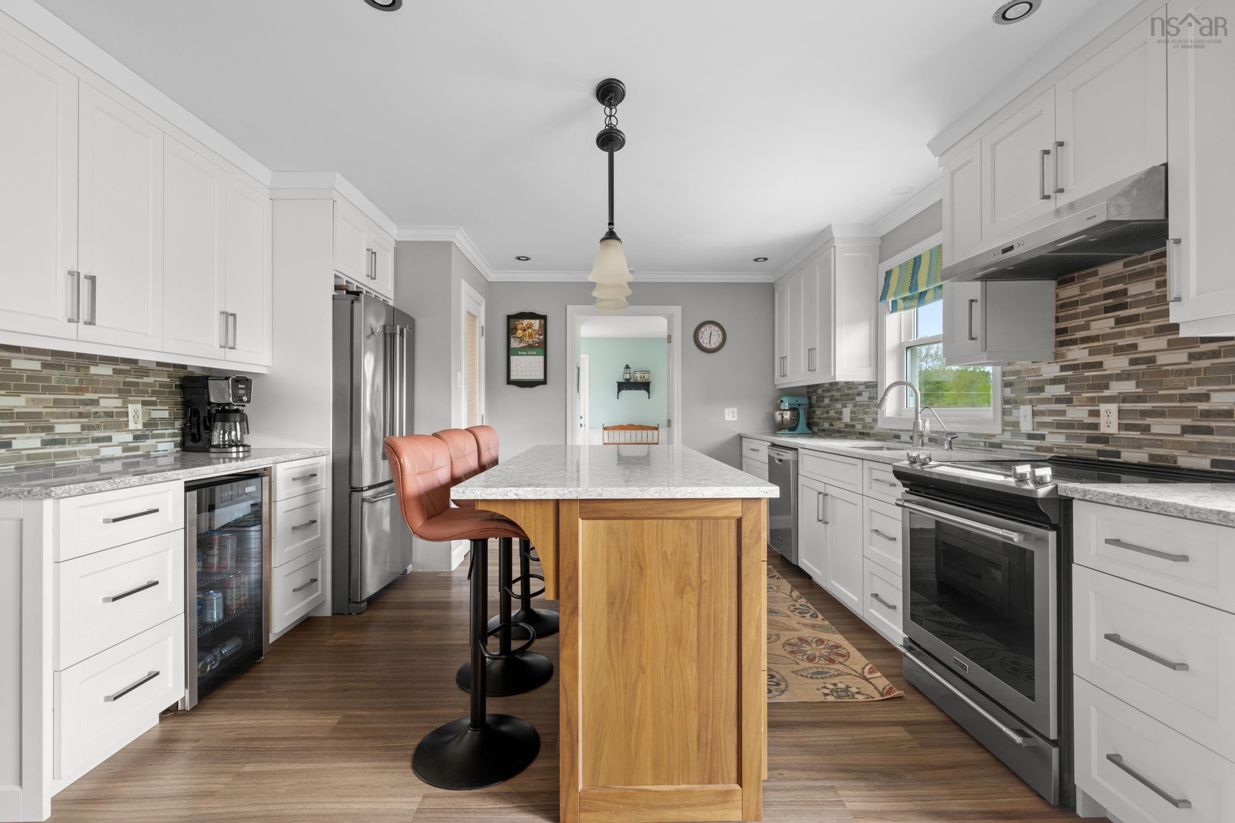 $785,000.00: 102 Harold Silver Road, Lower Northfield