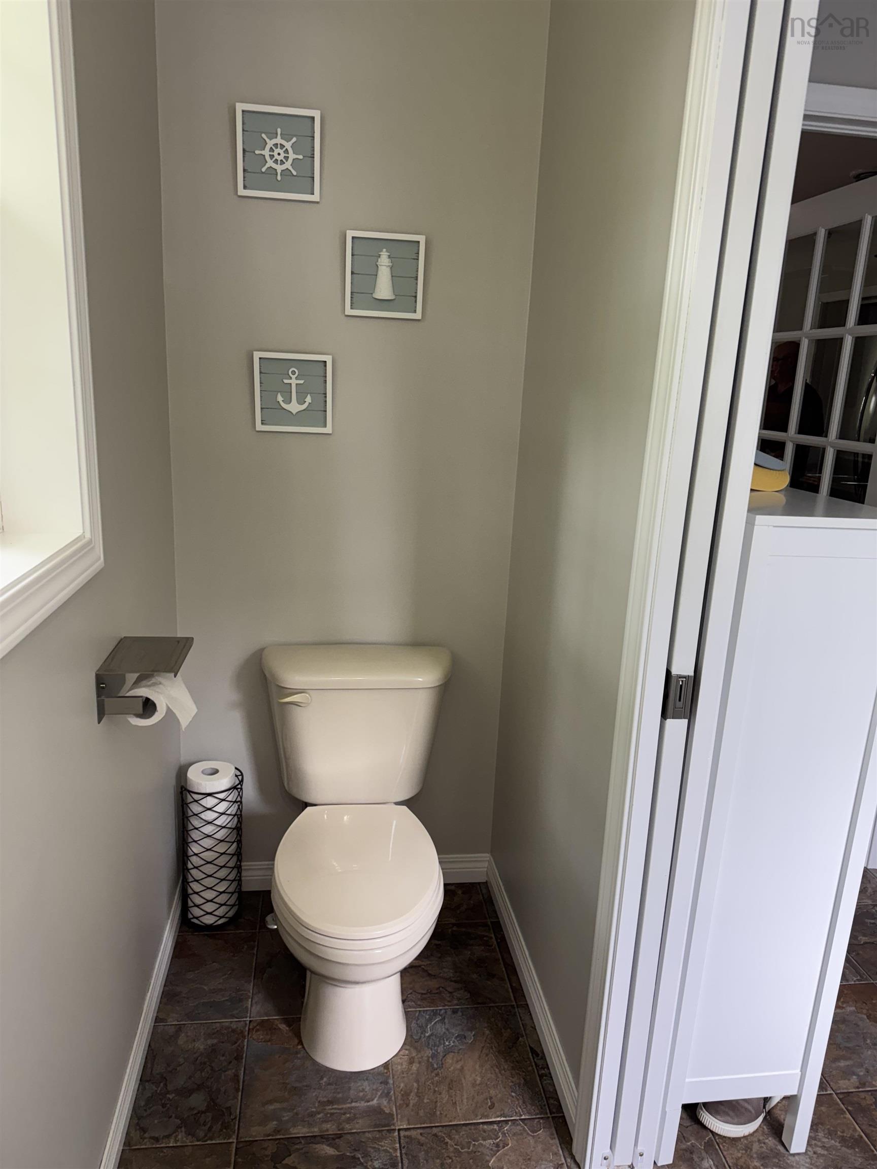 $325,000.00: 1599 Lake Road, Sandy Point