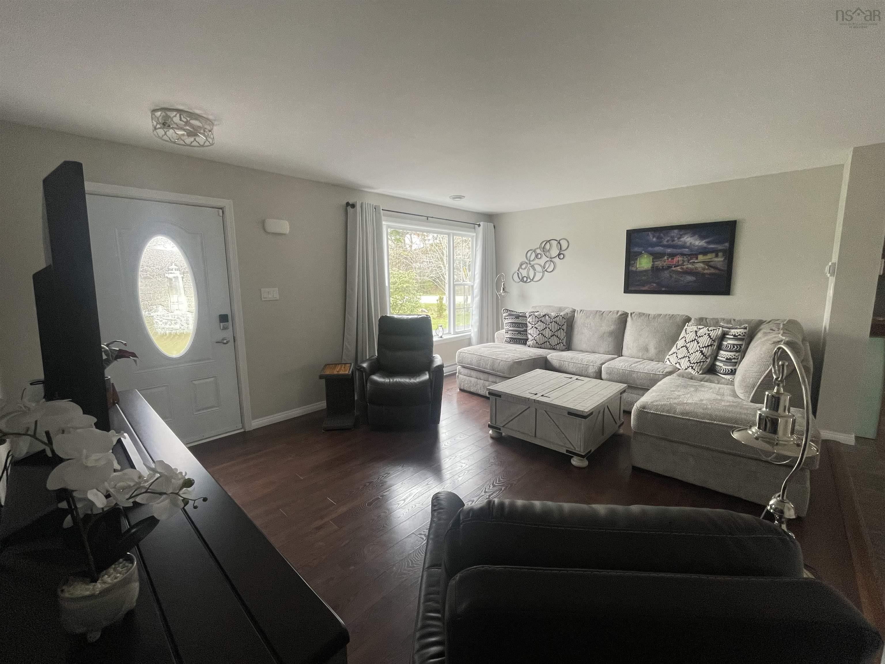 $325,000.00: 1599 Lake Road, Sandy Point