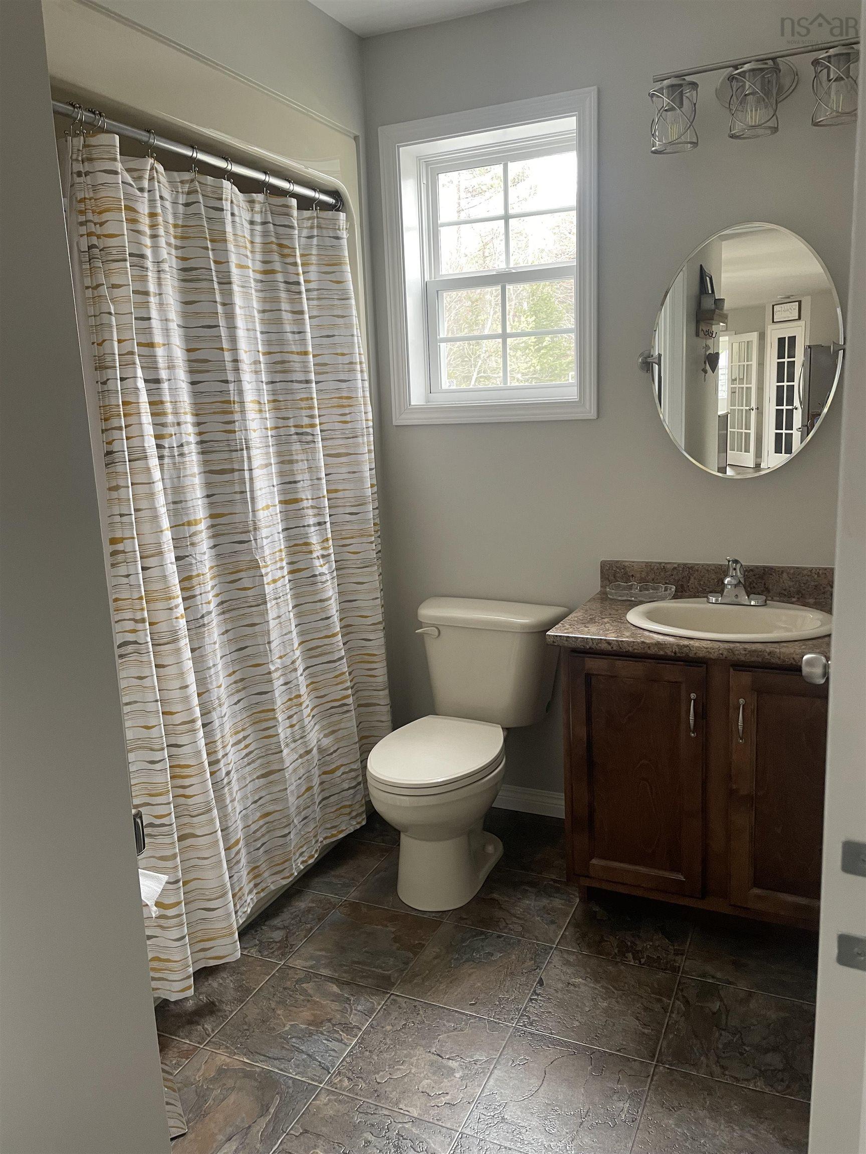 $325,000.00: 1599 Lake Road, Sandy Point