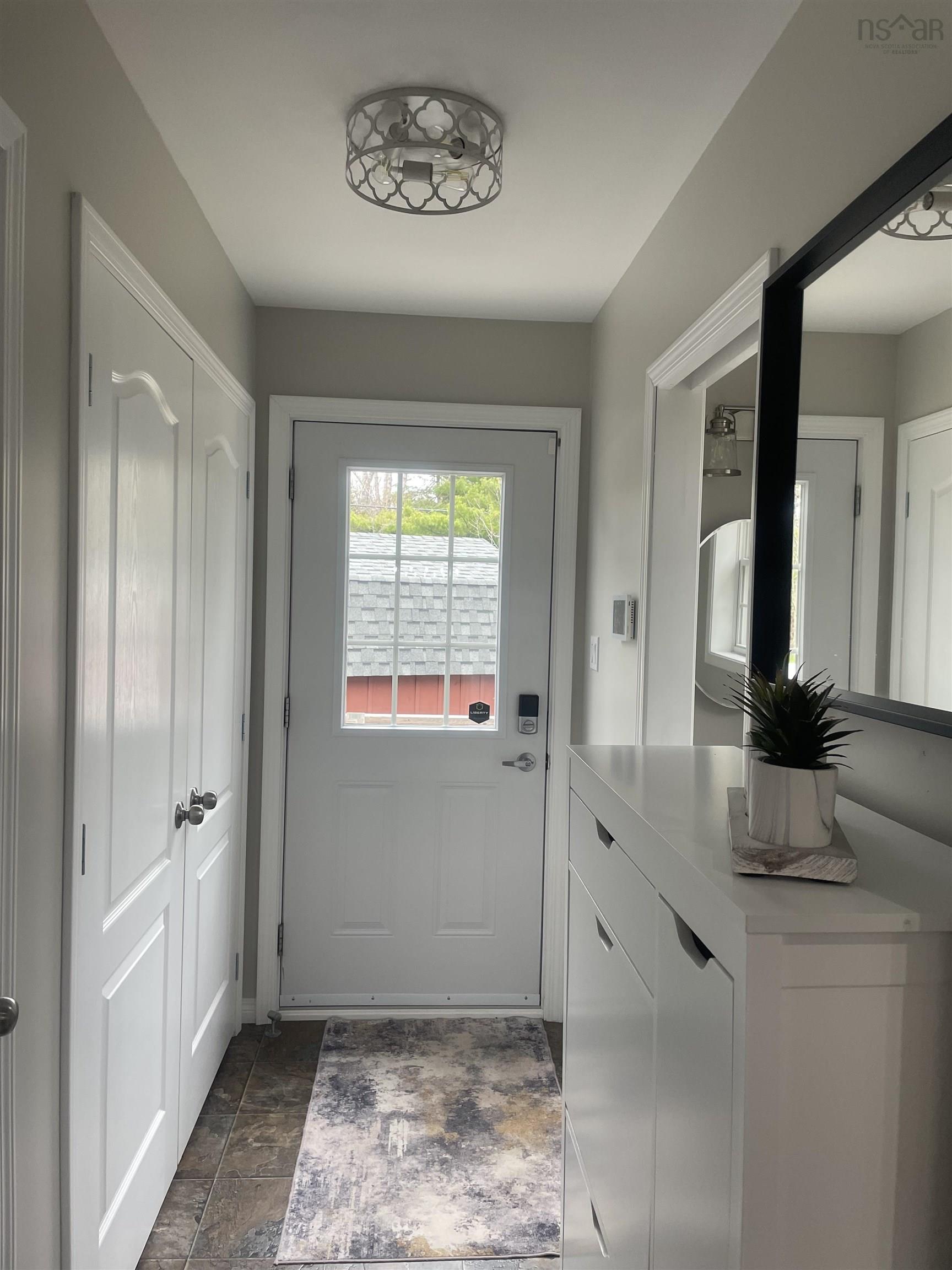 $325,000.00: 1599 Lake Road, Sandy Point