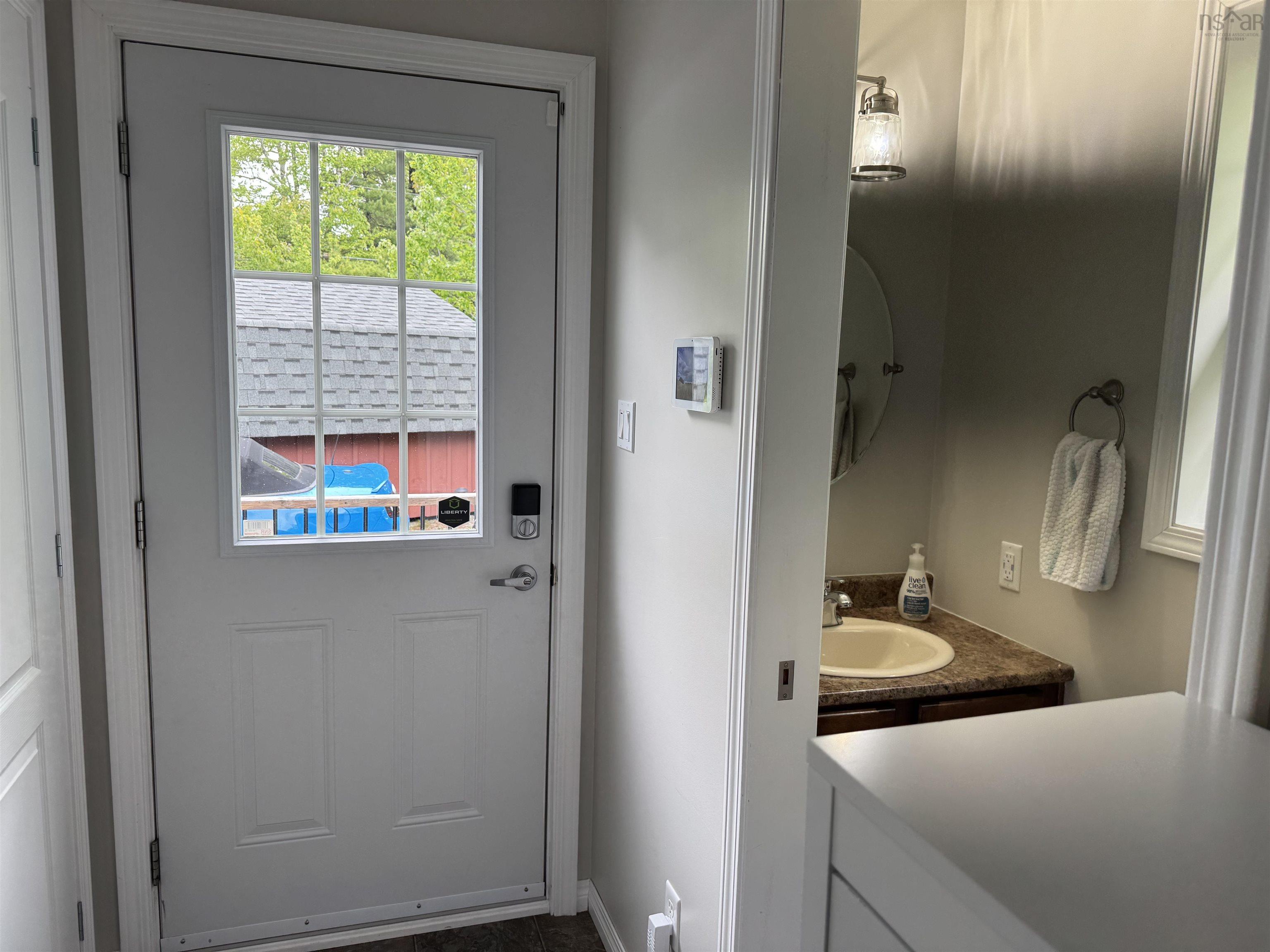 $325,000.00: 1599 Lake Road, Sandy Point