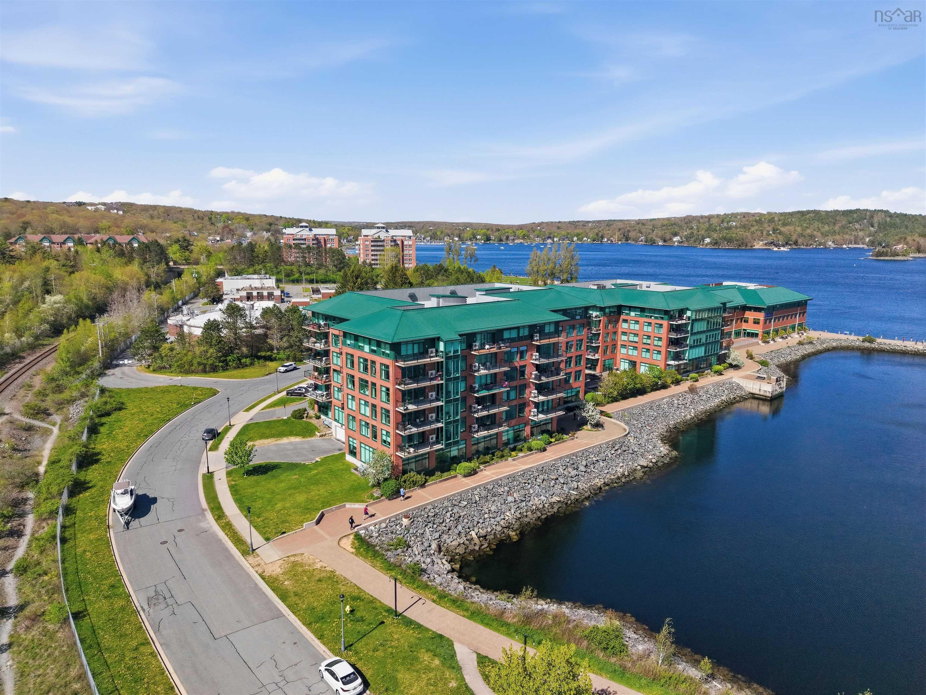 305 220 Waterfront Drive, Bedford, NS (MLS 202603992)