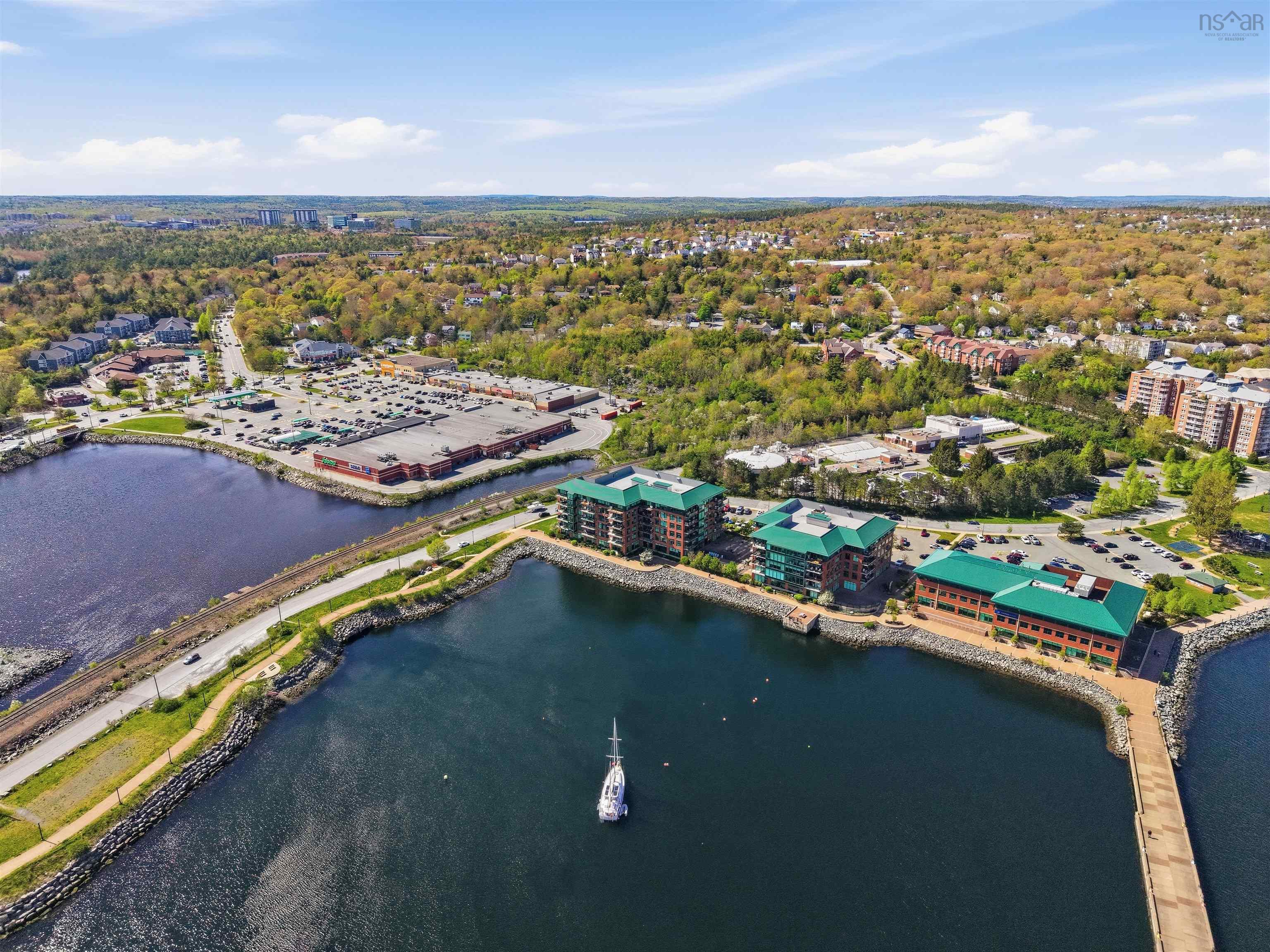 305 220 Waterfront Drive, Bedford, NS (MLS 202603992)