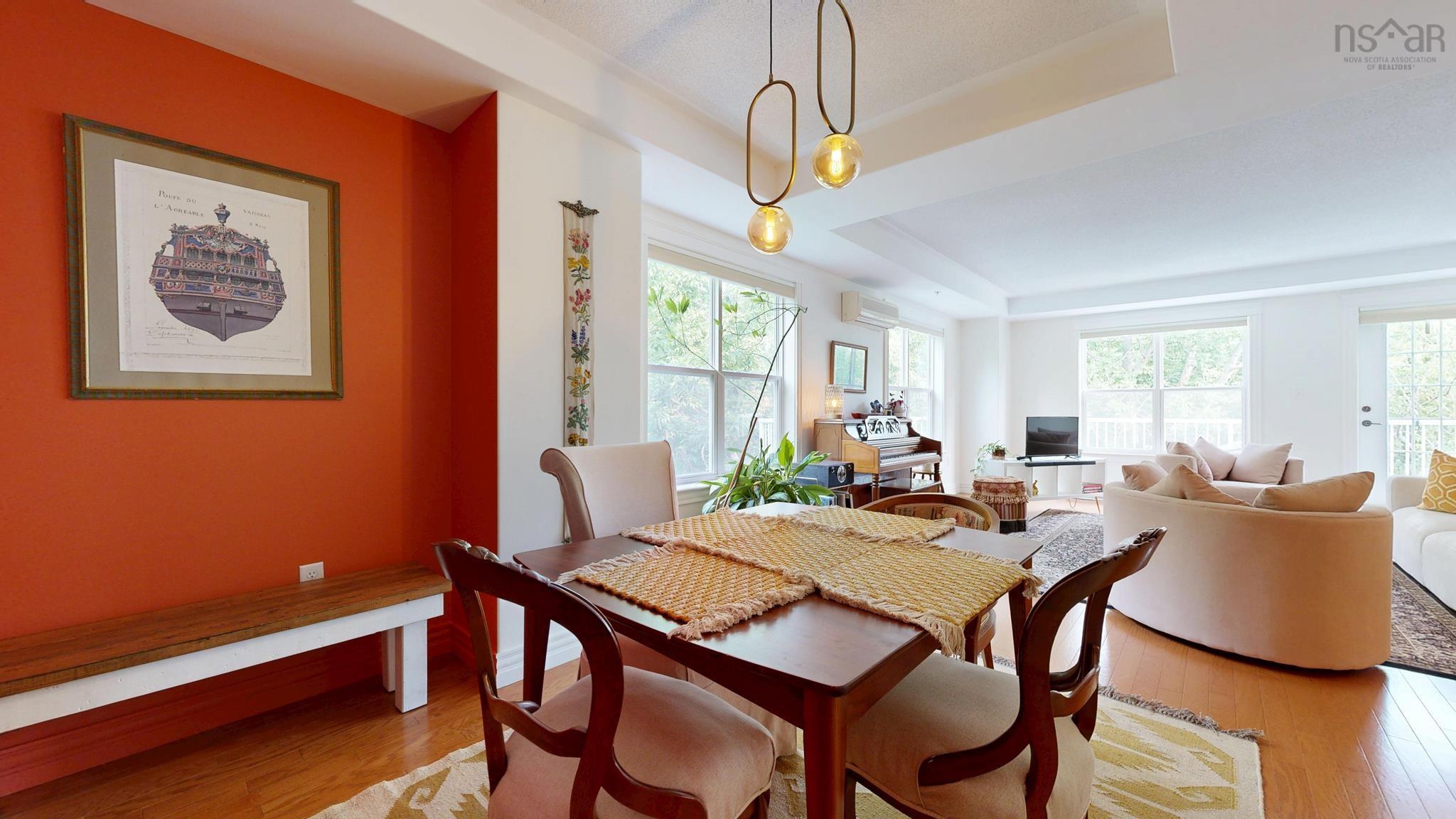 $472,700.00: 308 476 Main Street, Mahone Bay