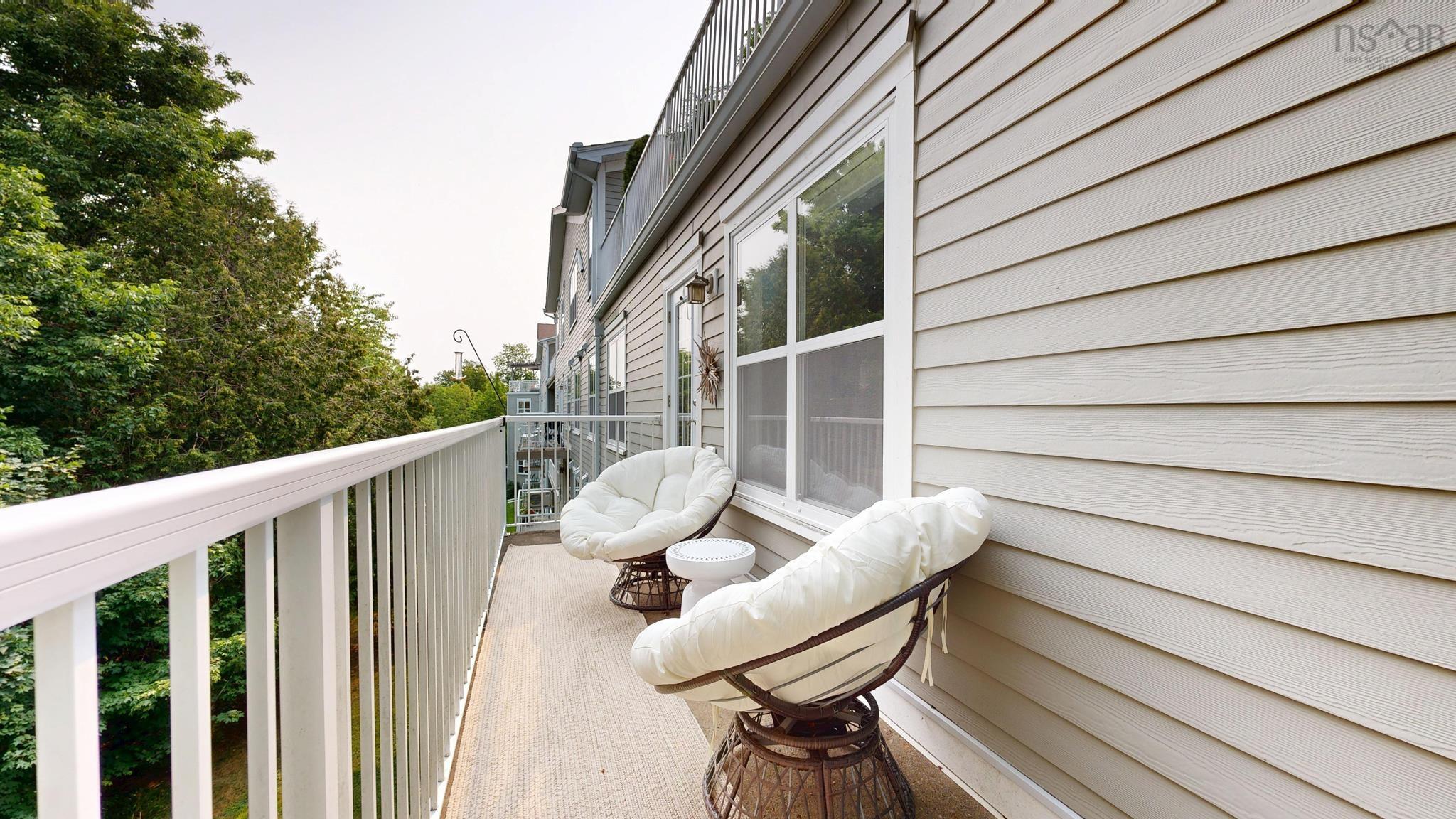 $472,700.00: 308 476 Main Street, Mahone Bay