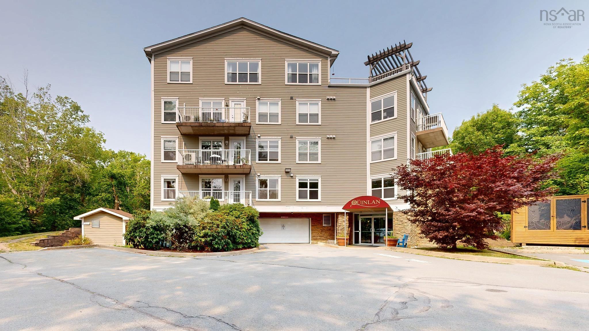 $472,700.00: 308 476 Main Street, Mahone Bay