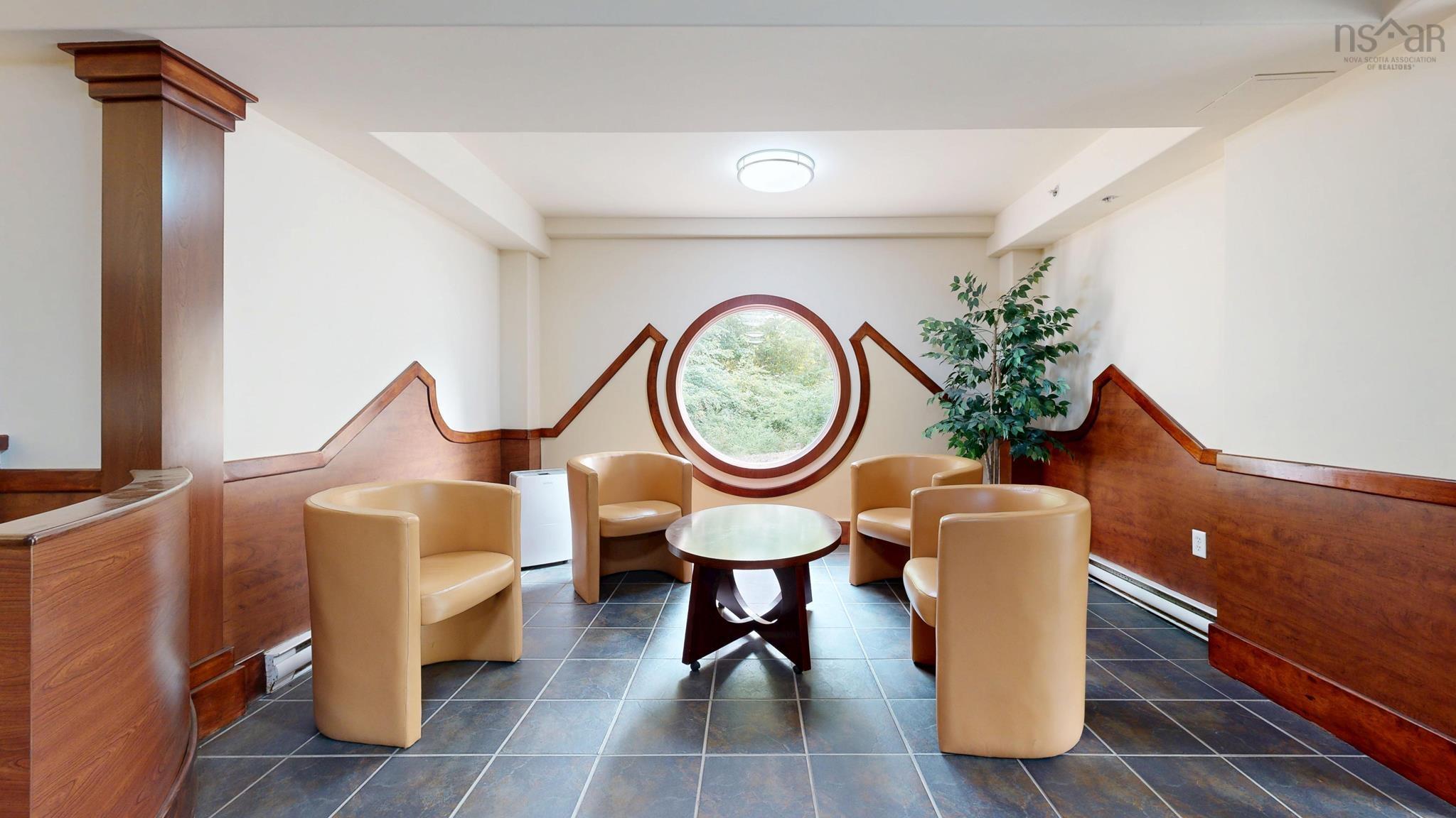 $472,700.00: 308 476 Main Street, Mahone Bay