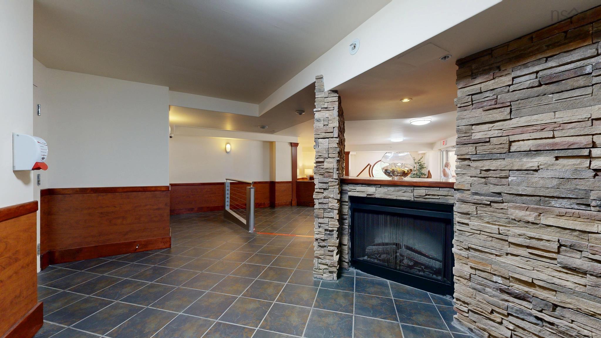 $472,700.00: 308 476 Main Street, Mahone Bay